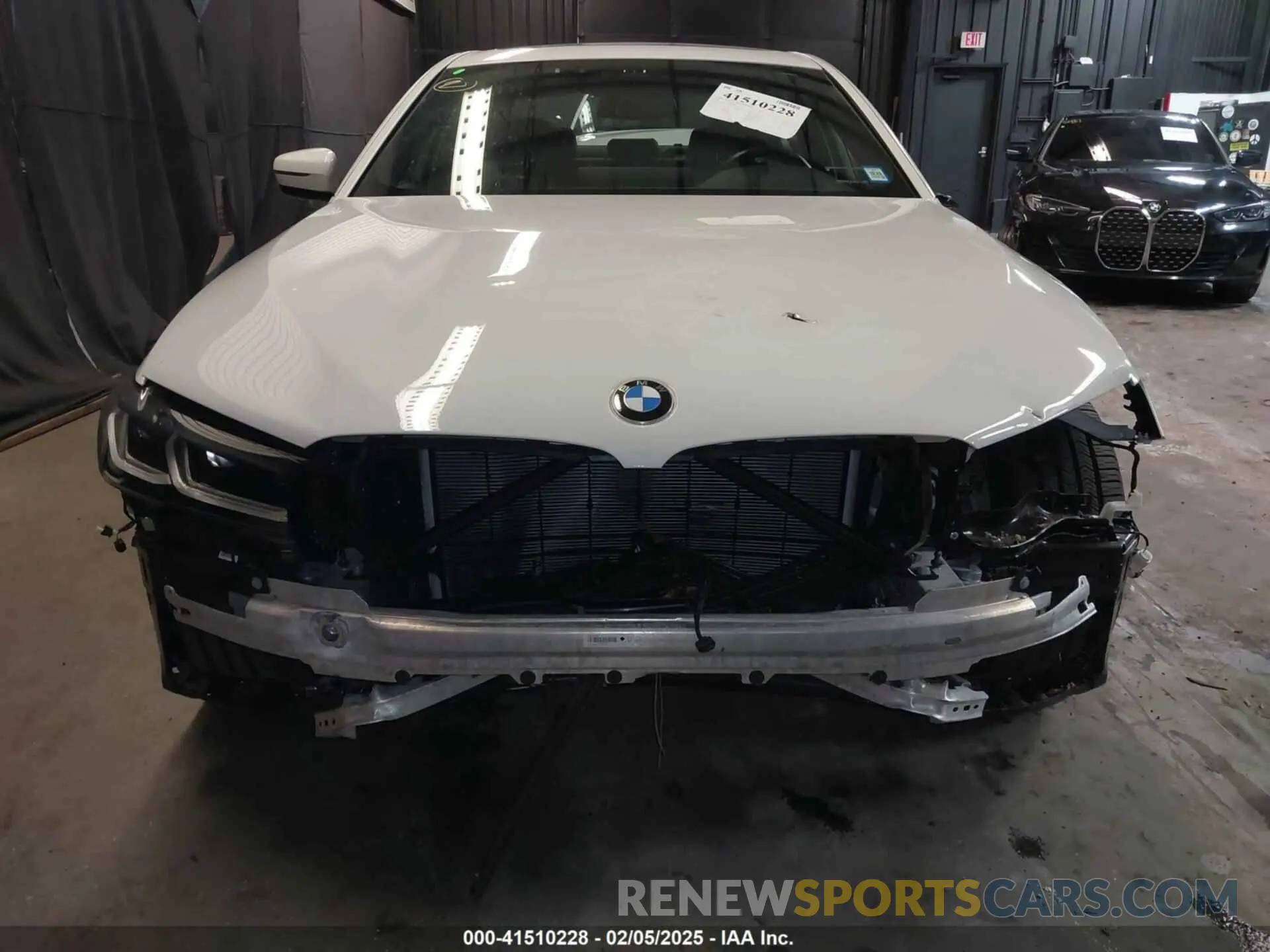 6 Photograph of a damaged car WBA13BJ07PWY05259 BMW 530 2023