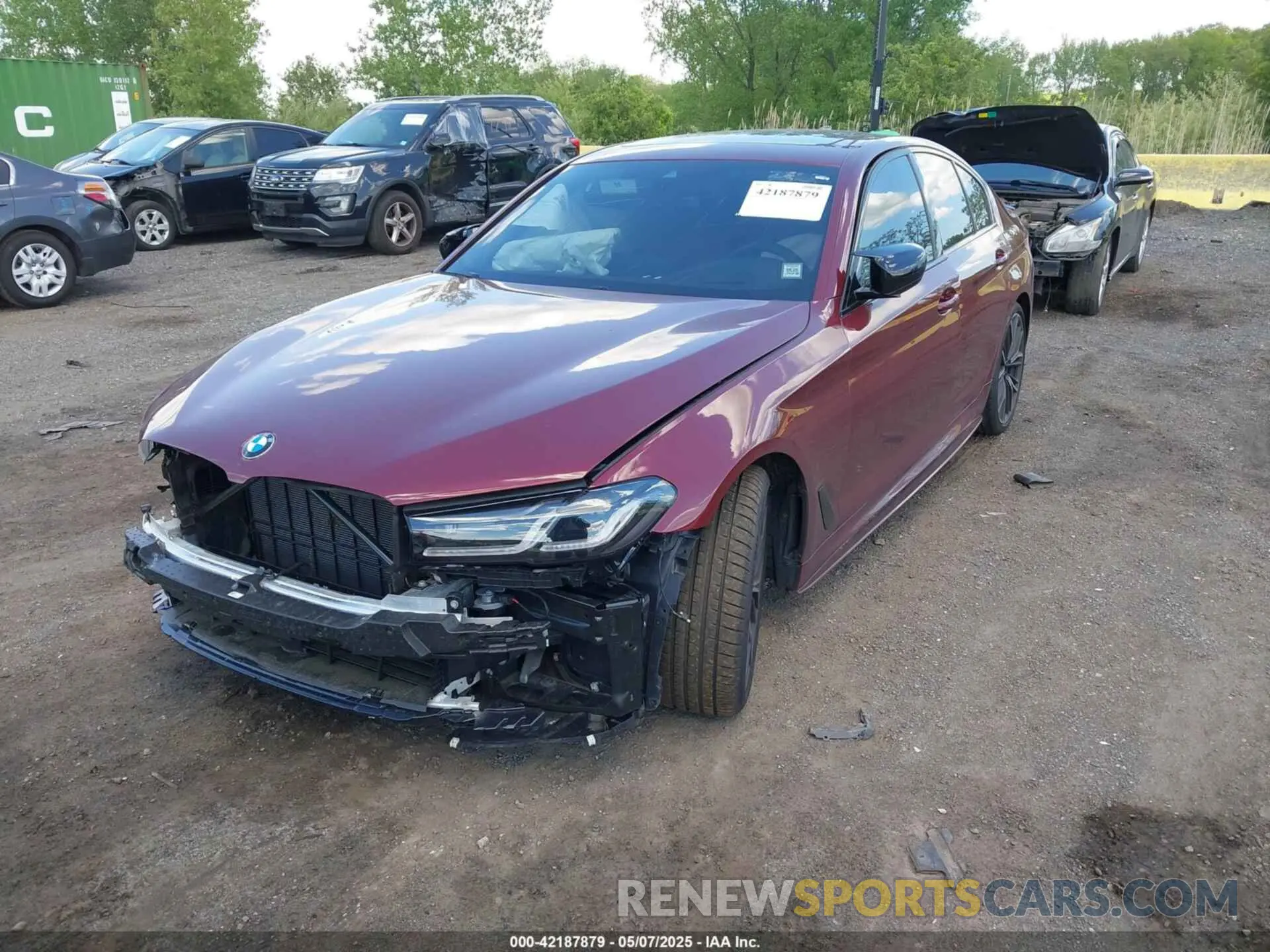 2 Photograph of a damaged car WBA13BJ0XPCL92402 BMW 530 2023