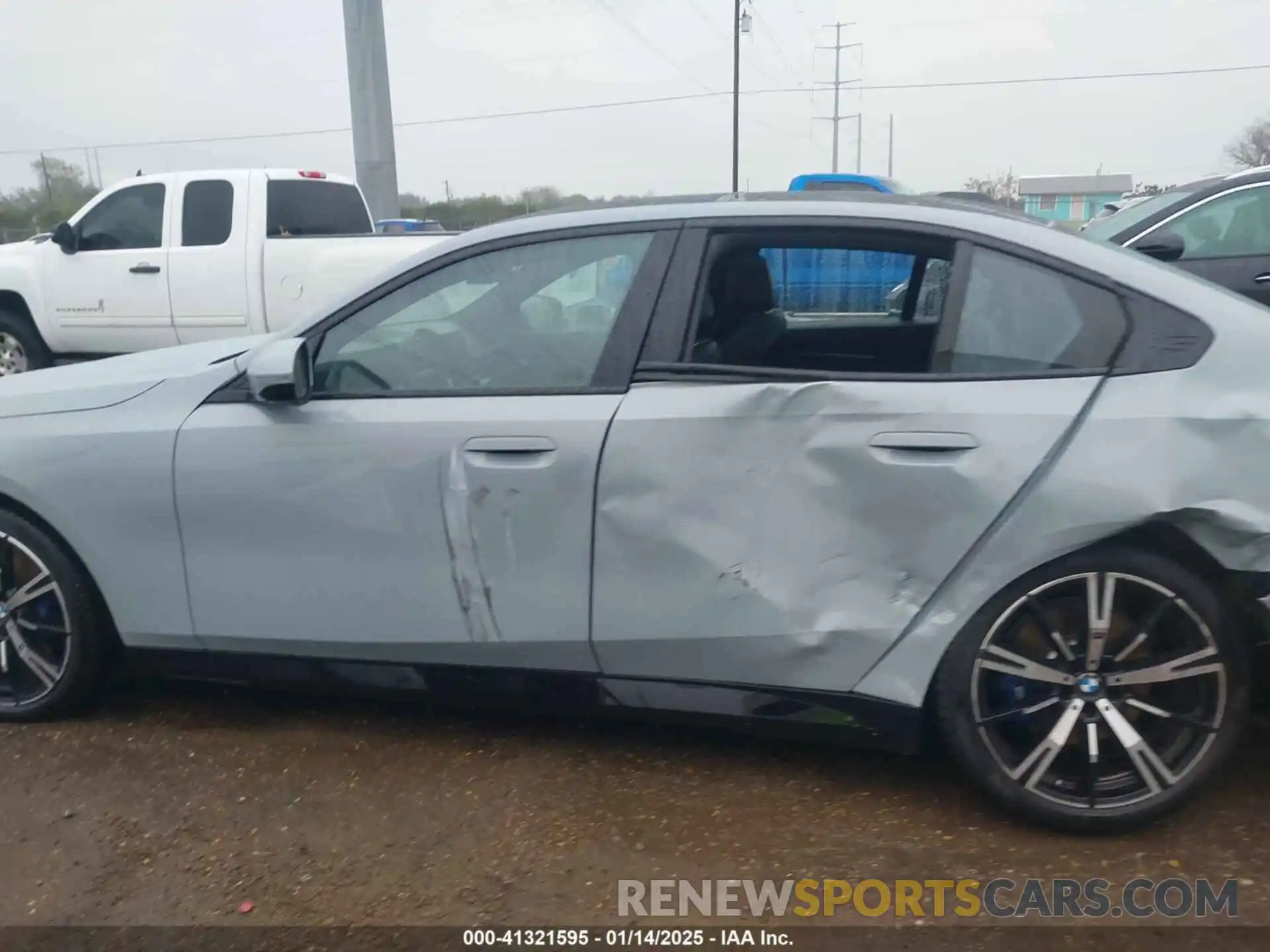 14 Photograph of a damaged car WBA43FJ06RCP96305 BMW 530 2024