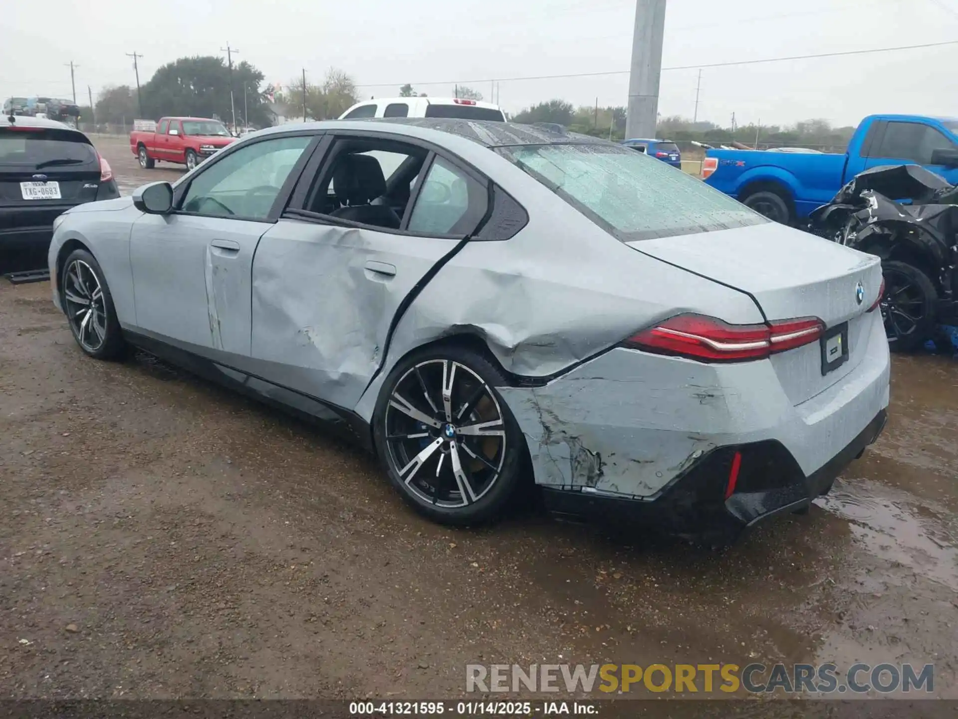 3 Photograph of a damaged car WBA43FJ06RCP96305 BMW 530 2024