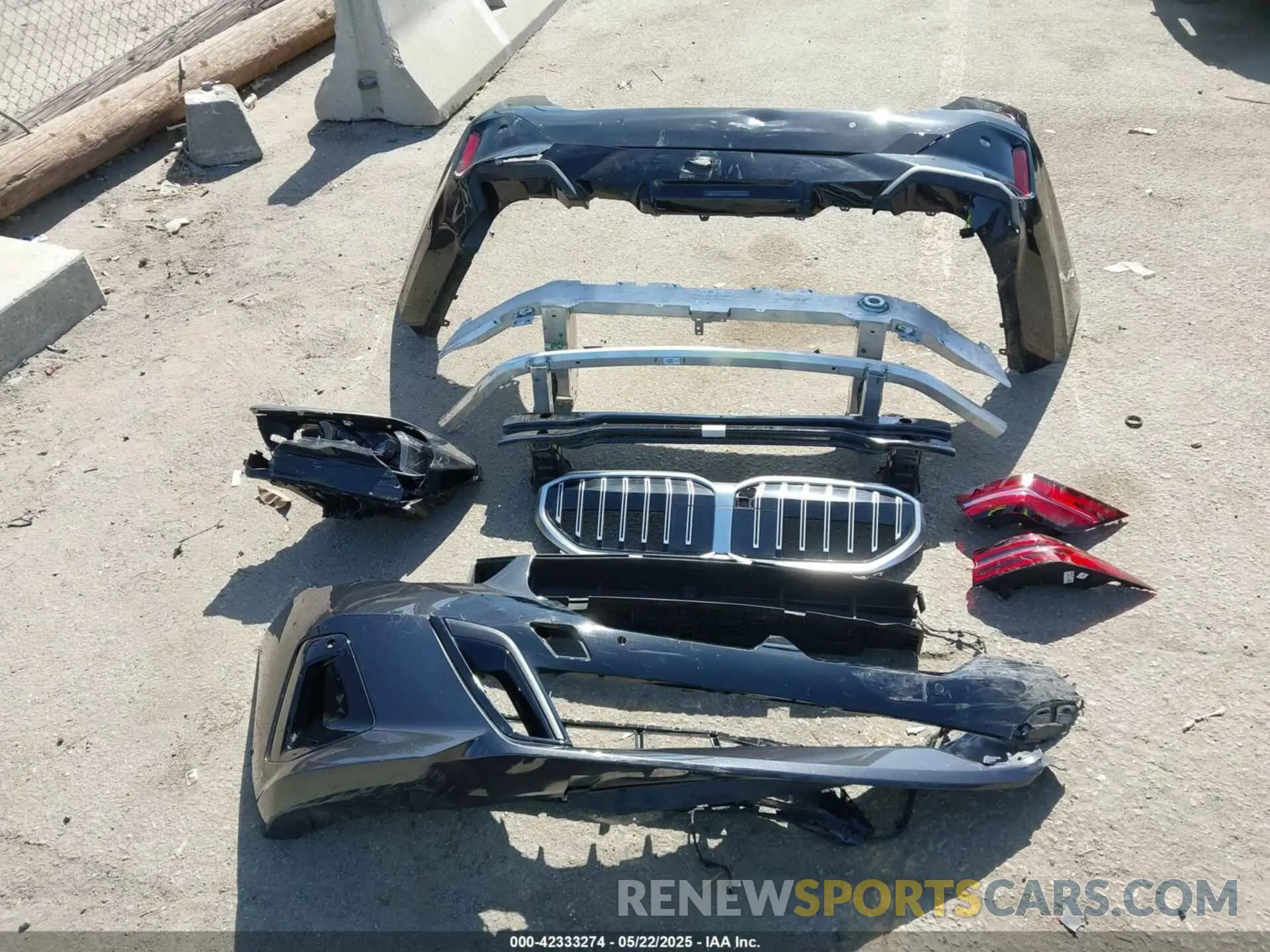 12 Photograph of a damaged car WBA43FJ07RCP97141 BMW 530 2024