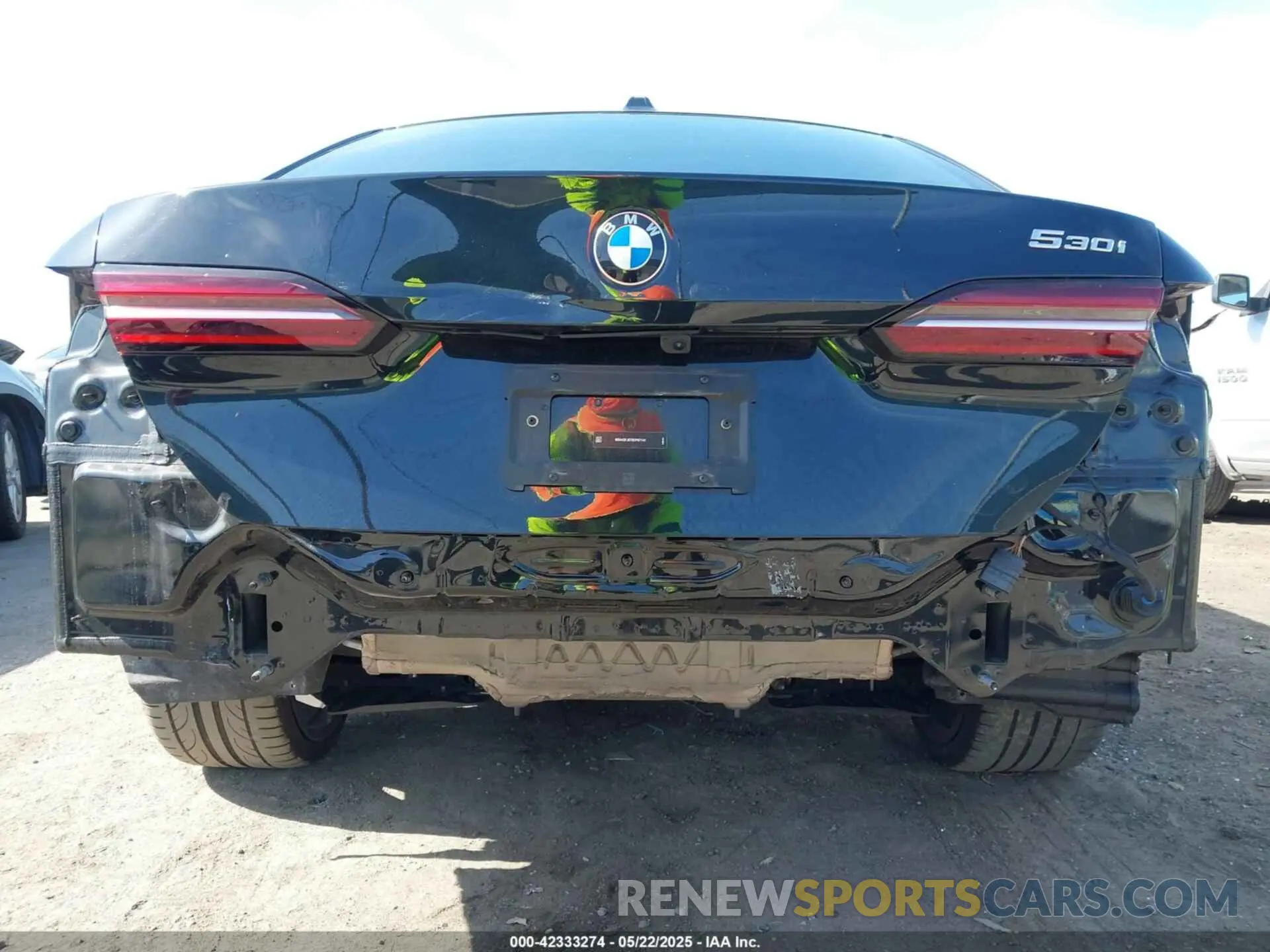 18 Photograph of a damaged car WBA43FJ07RCP97141 BMW 530 2024