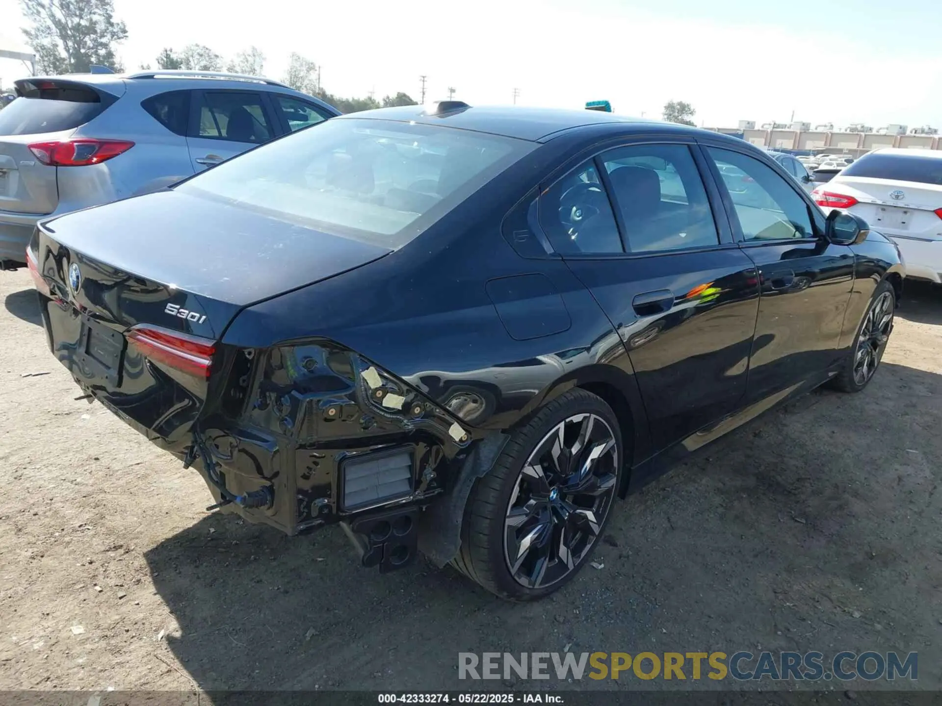 4 Photograph of a damaged car WBA43FJ07RCP97141 BMW 530 2024