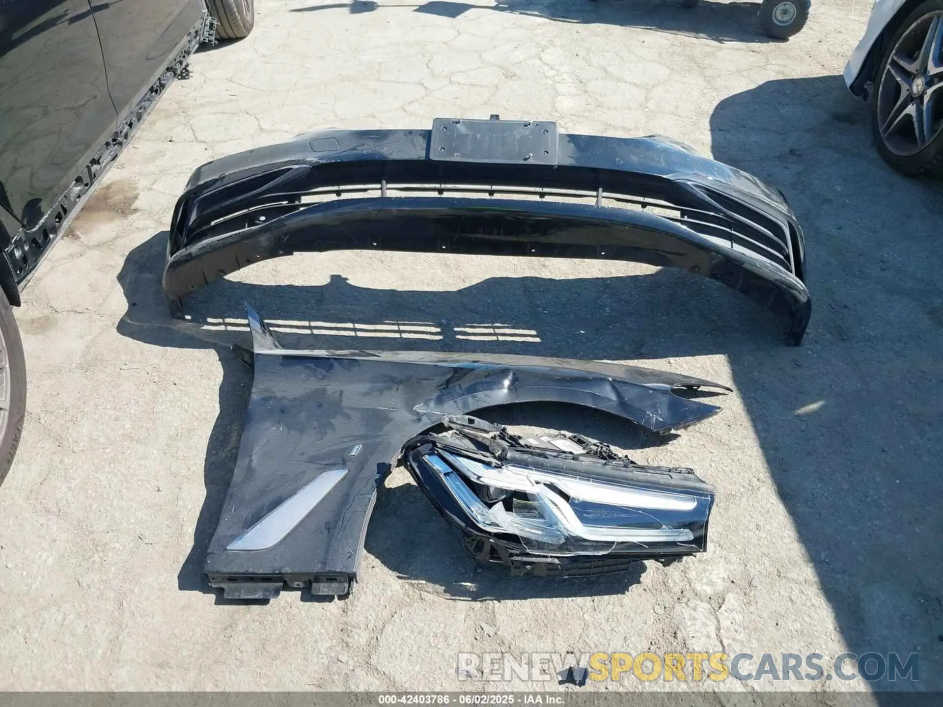 12 Photograph of a damaged car WBAJA9C51KB398935 BMW 530E 2019