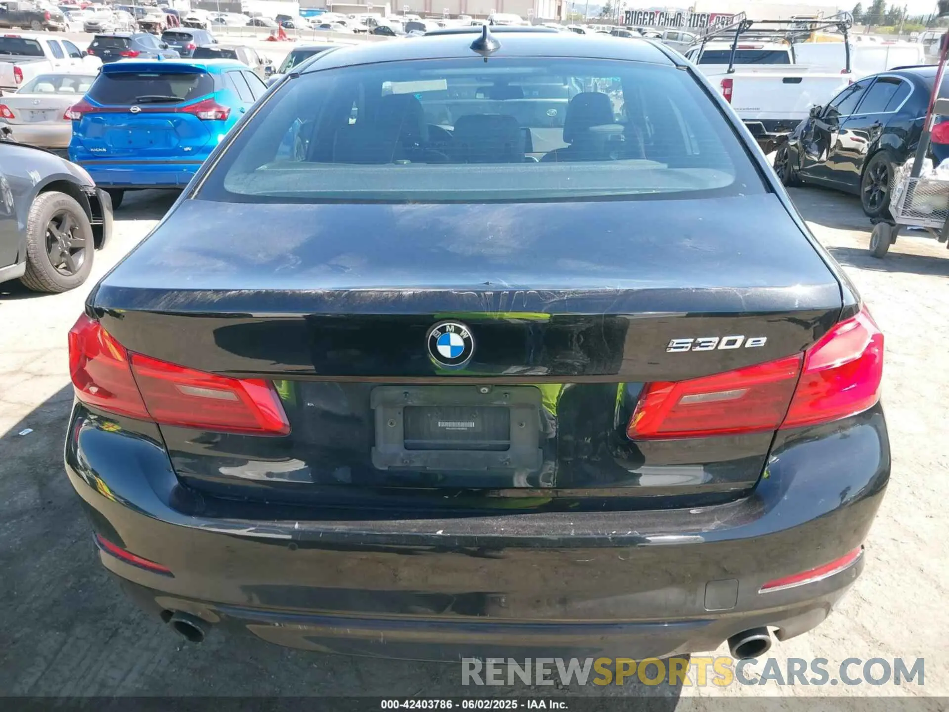 17 Photograph of a damaged car WBAJA9C51KB398935 BMW 530E 2019