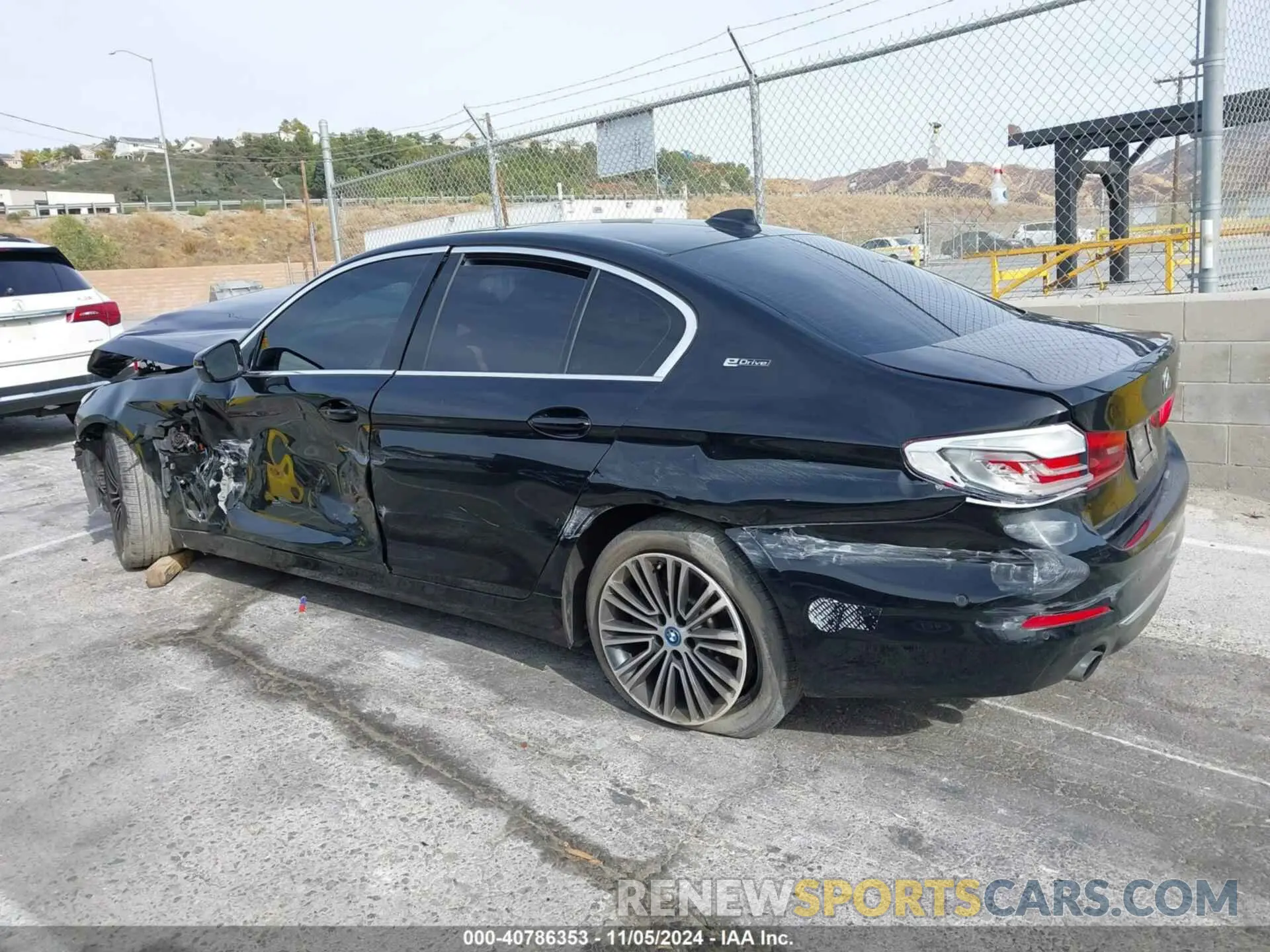 13 Photograph of a damaged car WBAJA9C52KB399804 BMW 530E 2019
