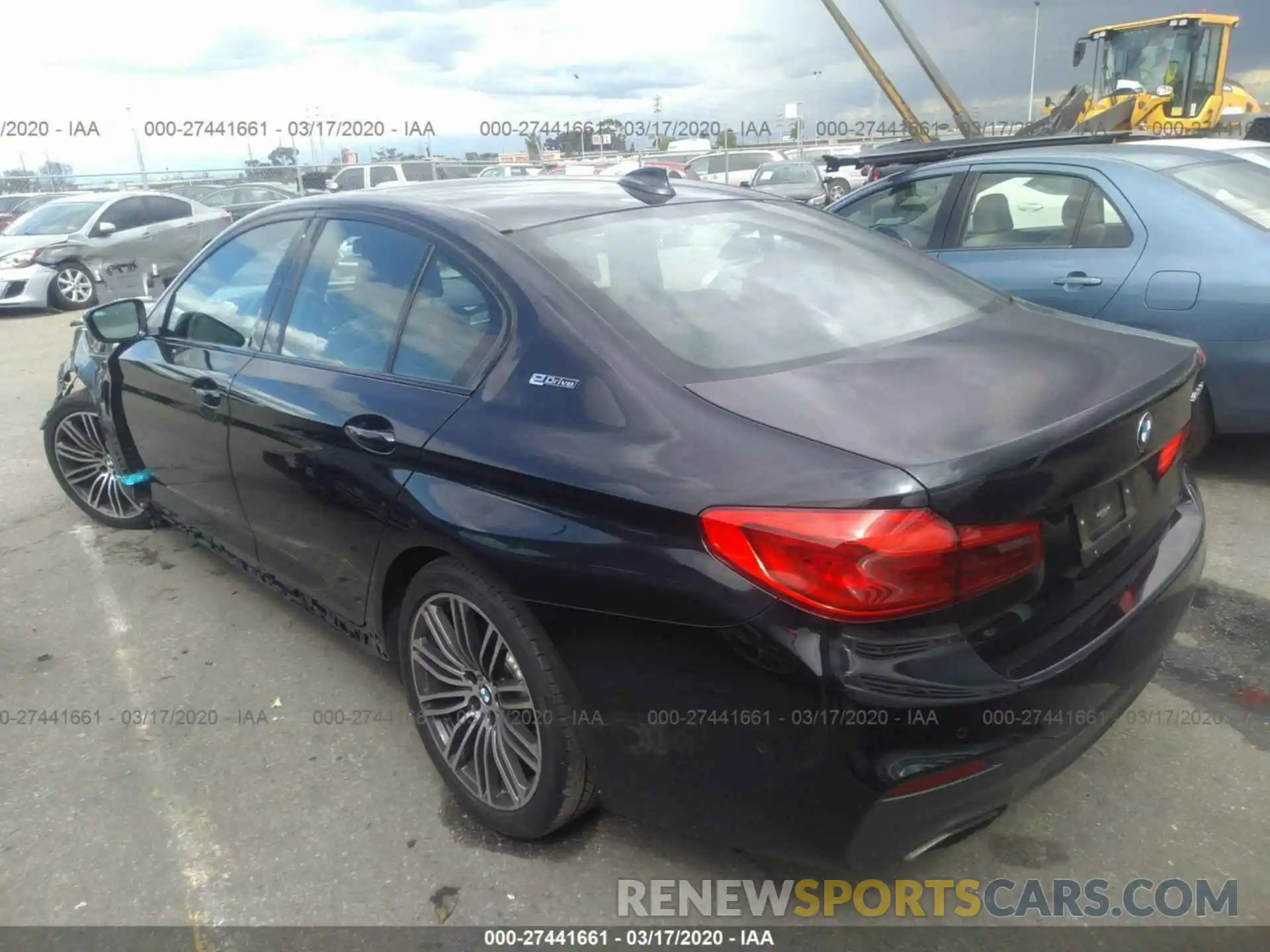 3 Photograph of a damaged car WBAJA9C53KB254352 BMW 530E 2019