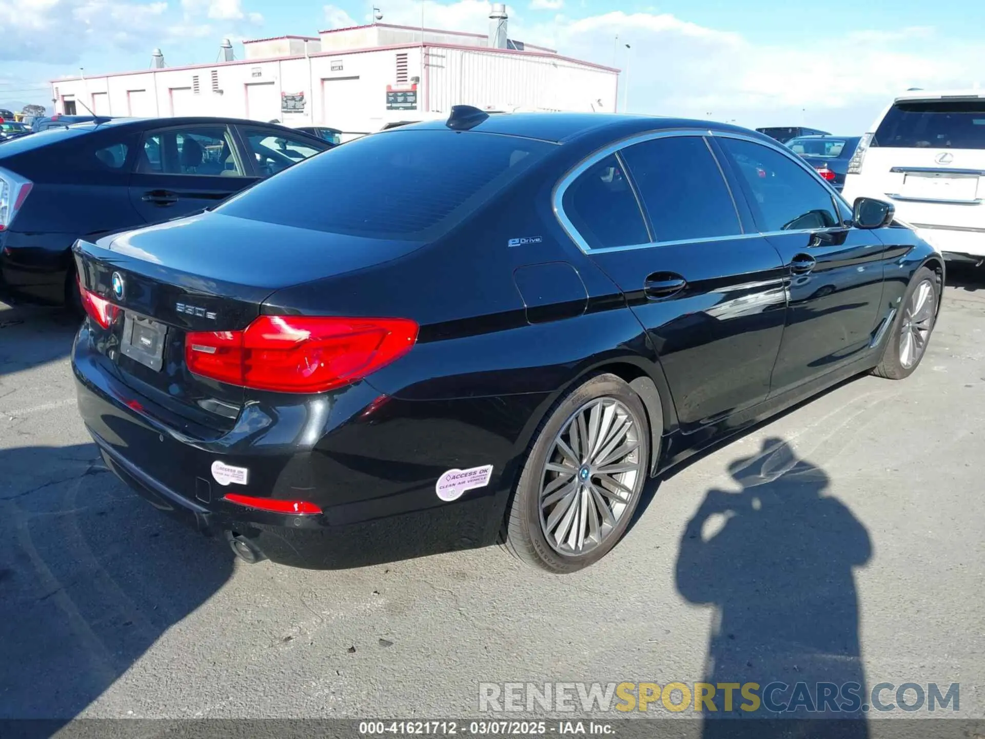 4 Photograph of a damaged car WBAJA9C53KB388861 BMW 530E 2019