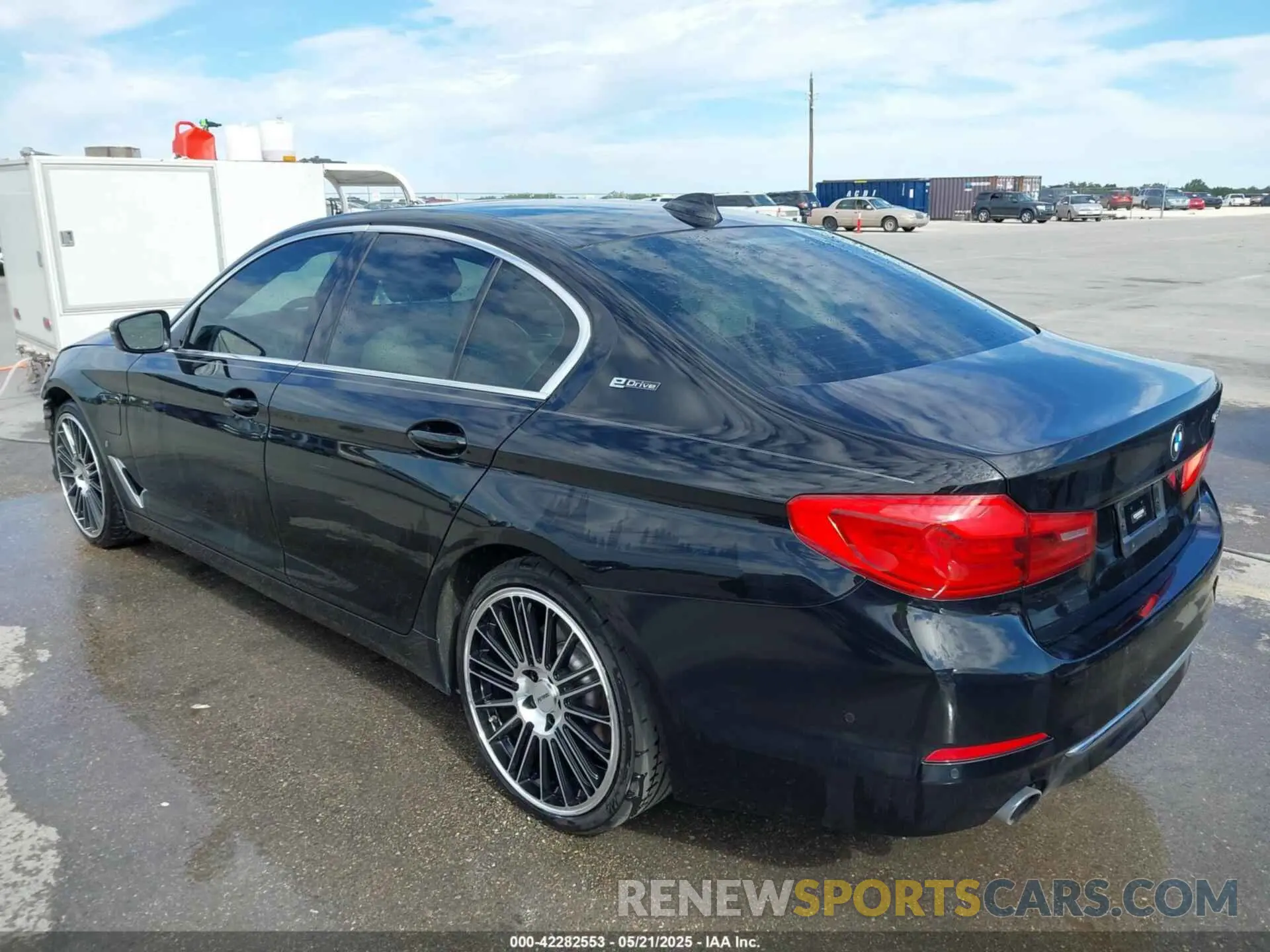3 Photograph of a damaged car WBAJA9C54KB253646 BMW 530E 2019