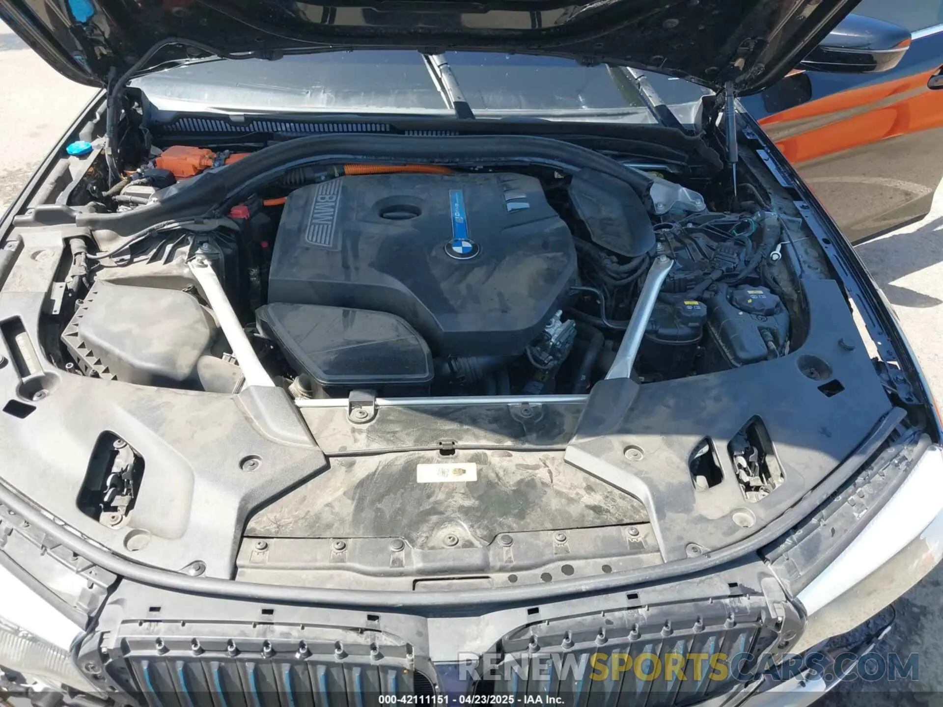 10 Photograph of a damaged car WBAJA9C55KB398646 BMW 530E 2019
