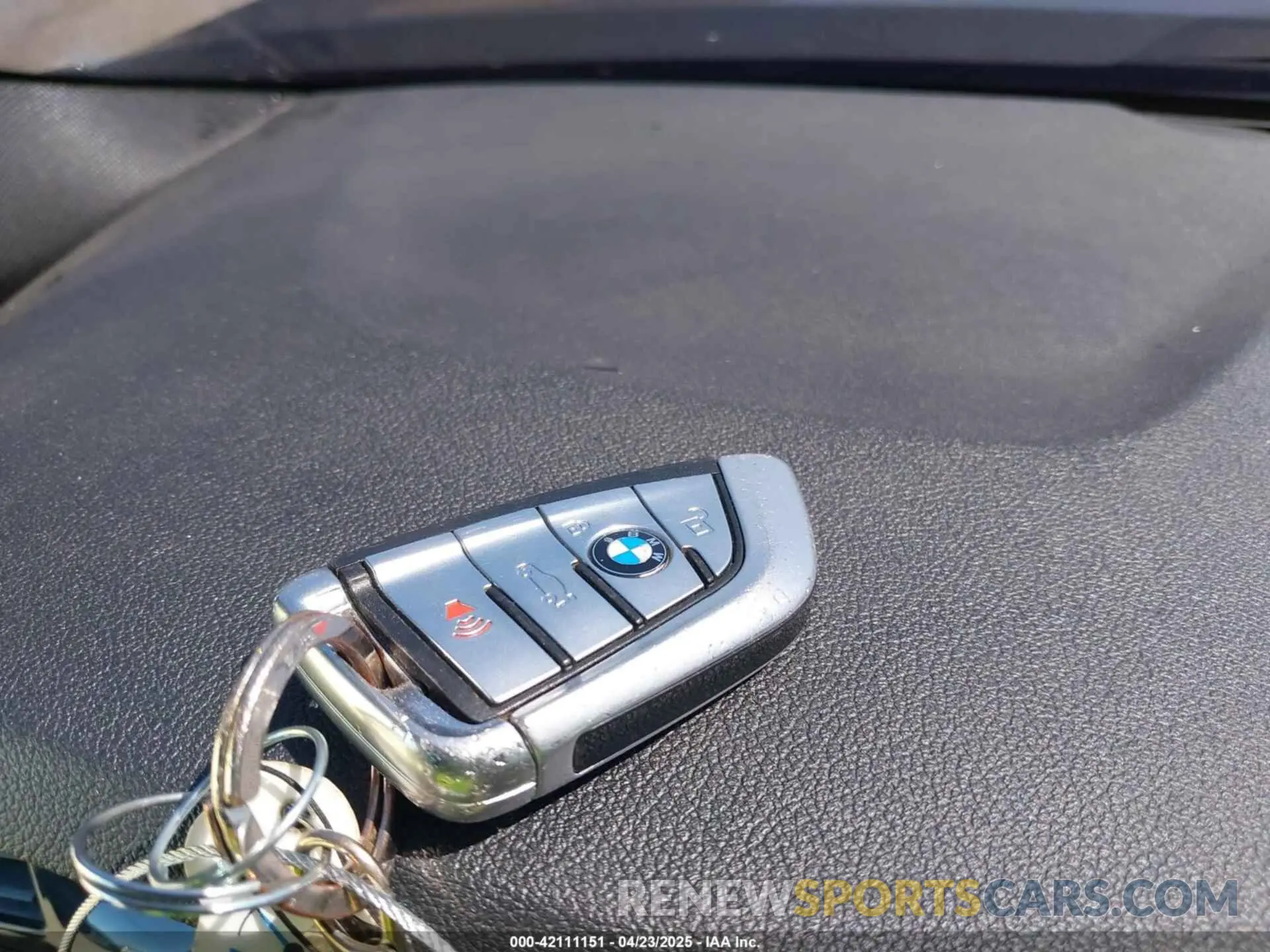 11 Photograph of a damaged car WBAJA9C55KB398646 BMW 530E 2019