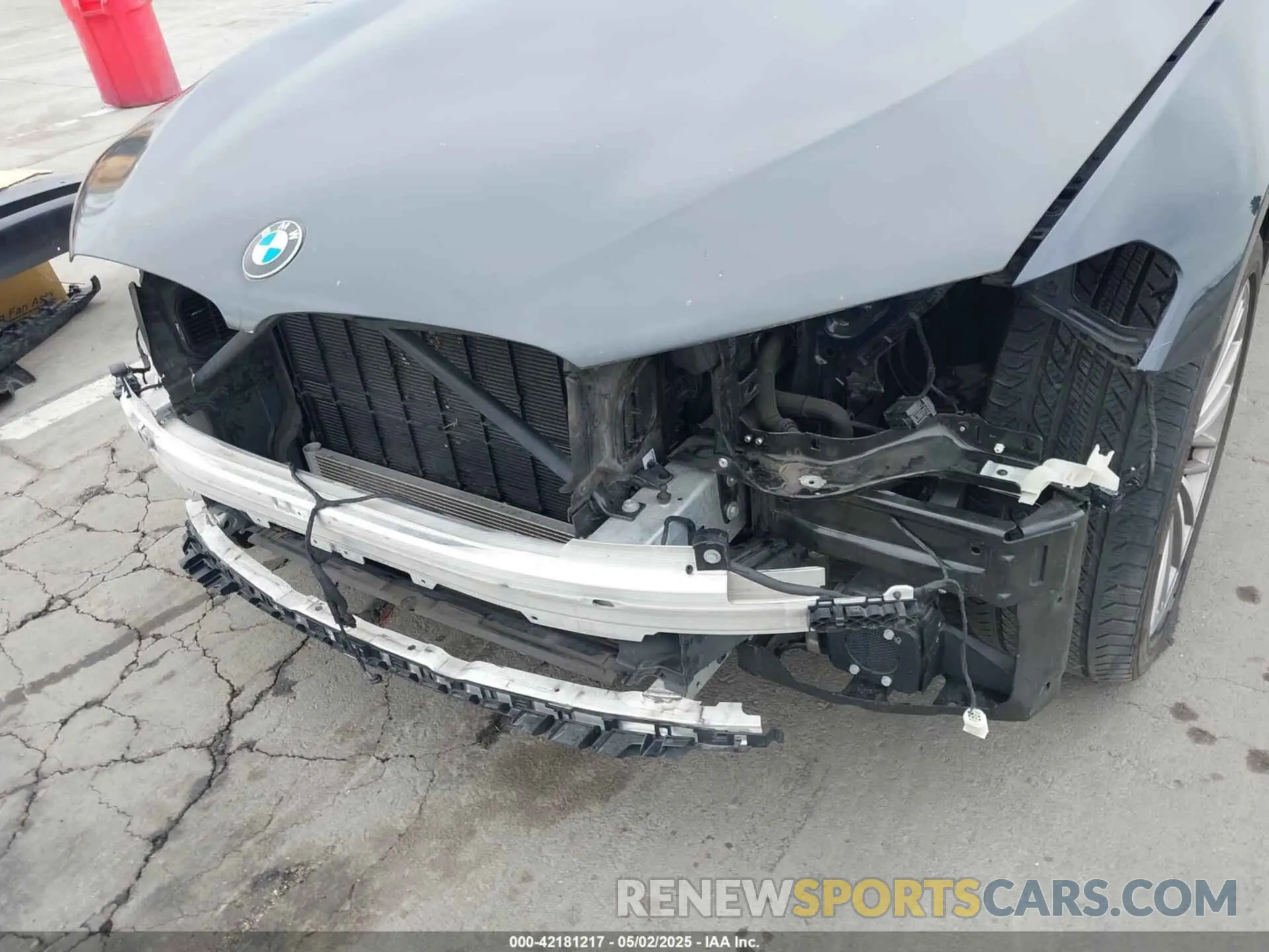 6 Photograph of a damaged car WBAJA9C56KB388241 BMW 530E 2019