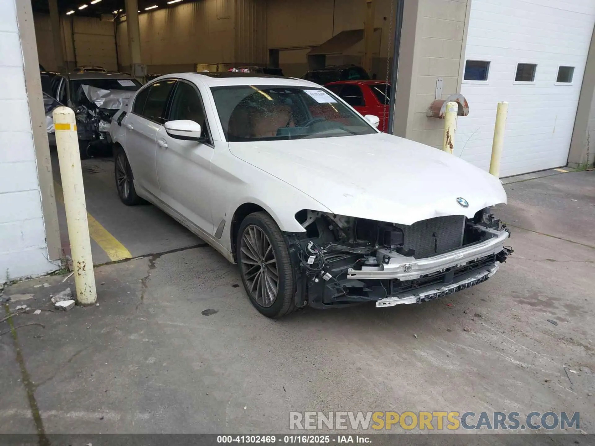 1 Photograph of a damaged car WBAJA9C57KB254595 BMW 530E 2019