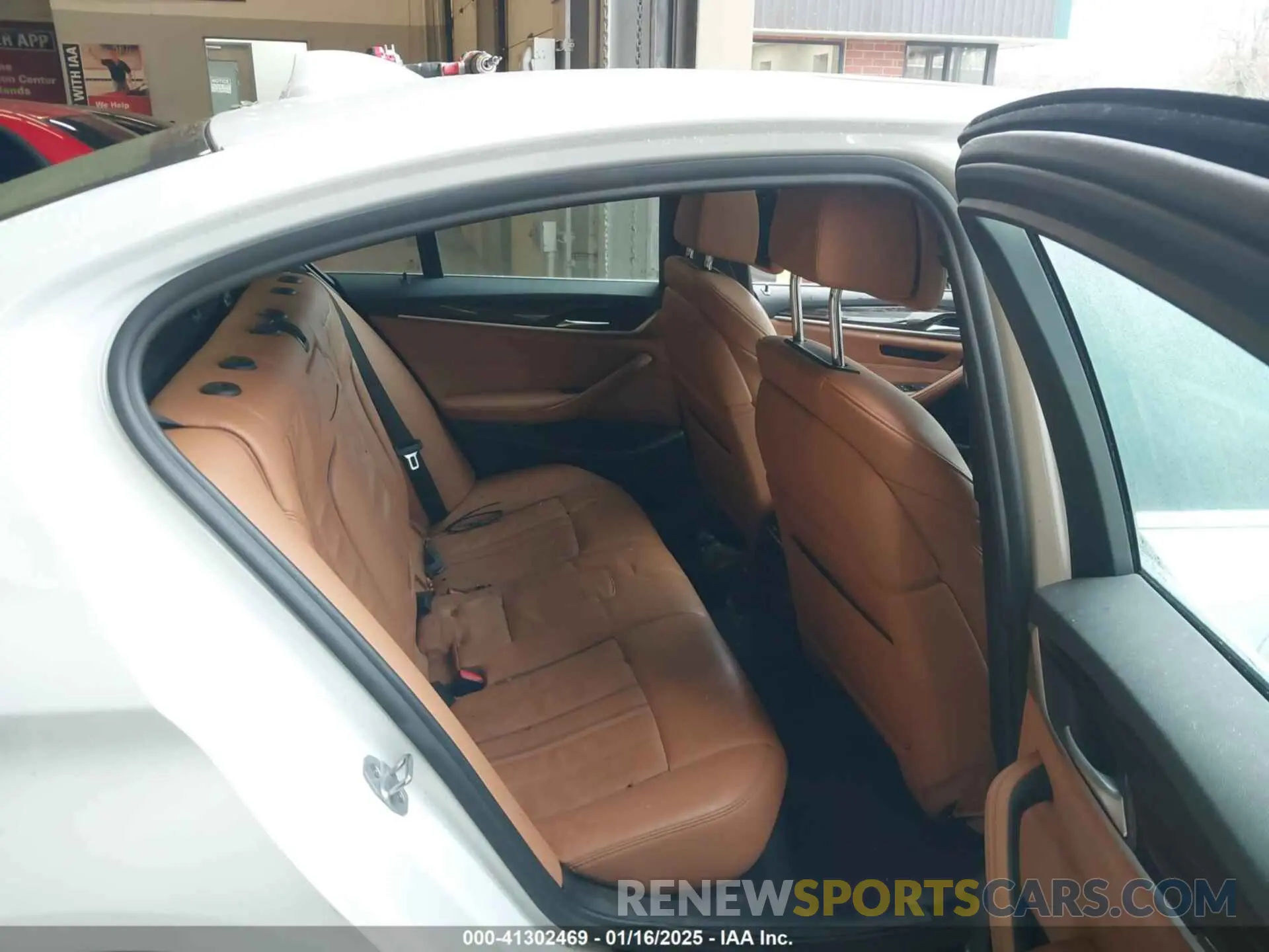 8 Photograph of a damaged car WBAJA9C57KB254595 BMW 530E 2019