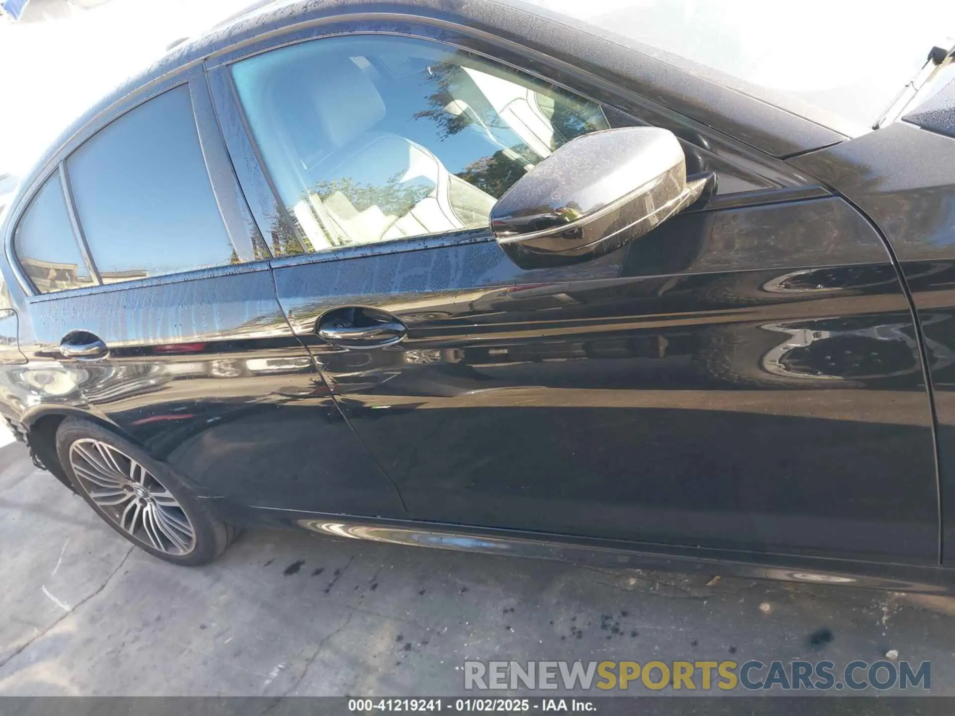 14 Photograph of a damaged car WBAJA9C57KB399703 BMW 530E 2019