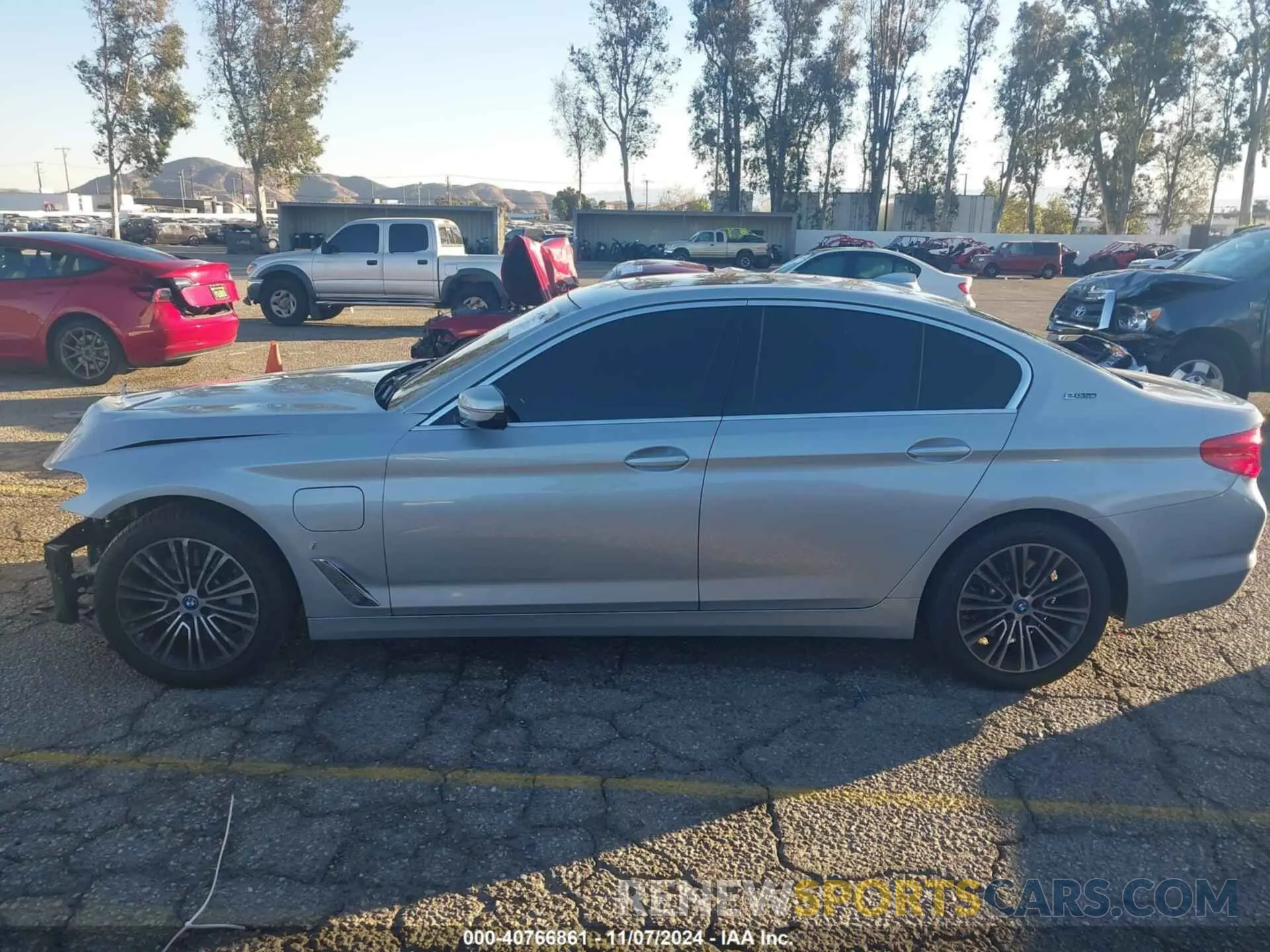 15 Photograph of a damaged car WBAJA9C58KB399273 BMW 530E 2019