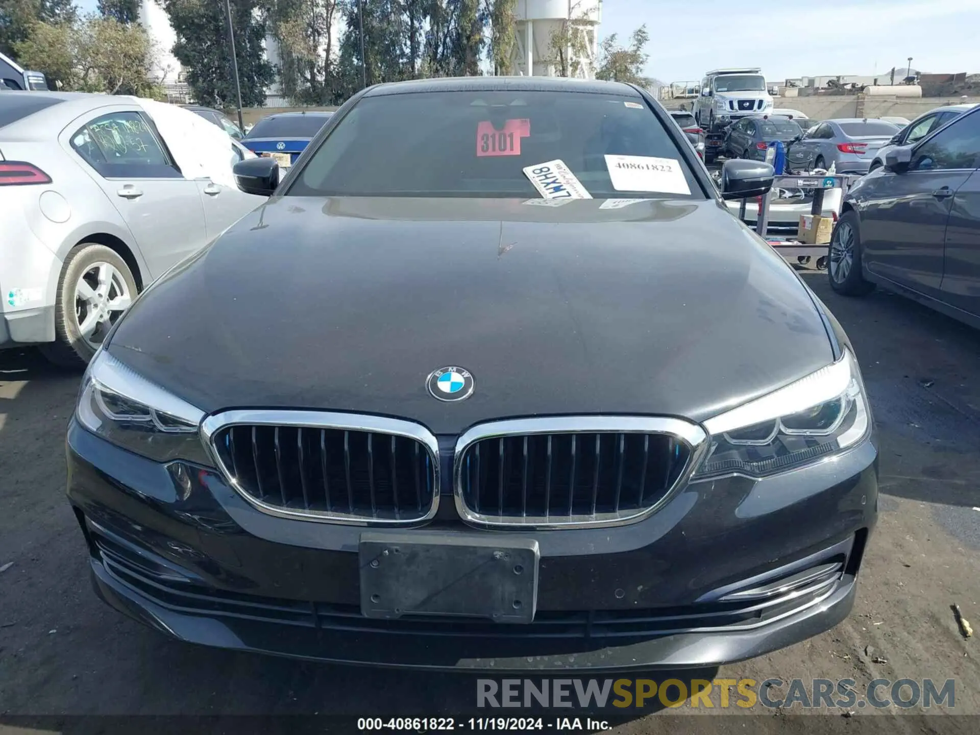 13 Photograph of a damaged car WBAJA9C5XKB389649 BMW 530E 2019
