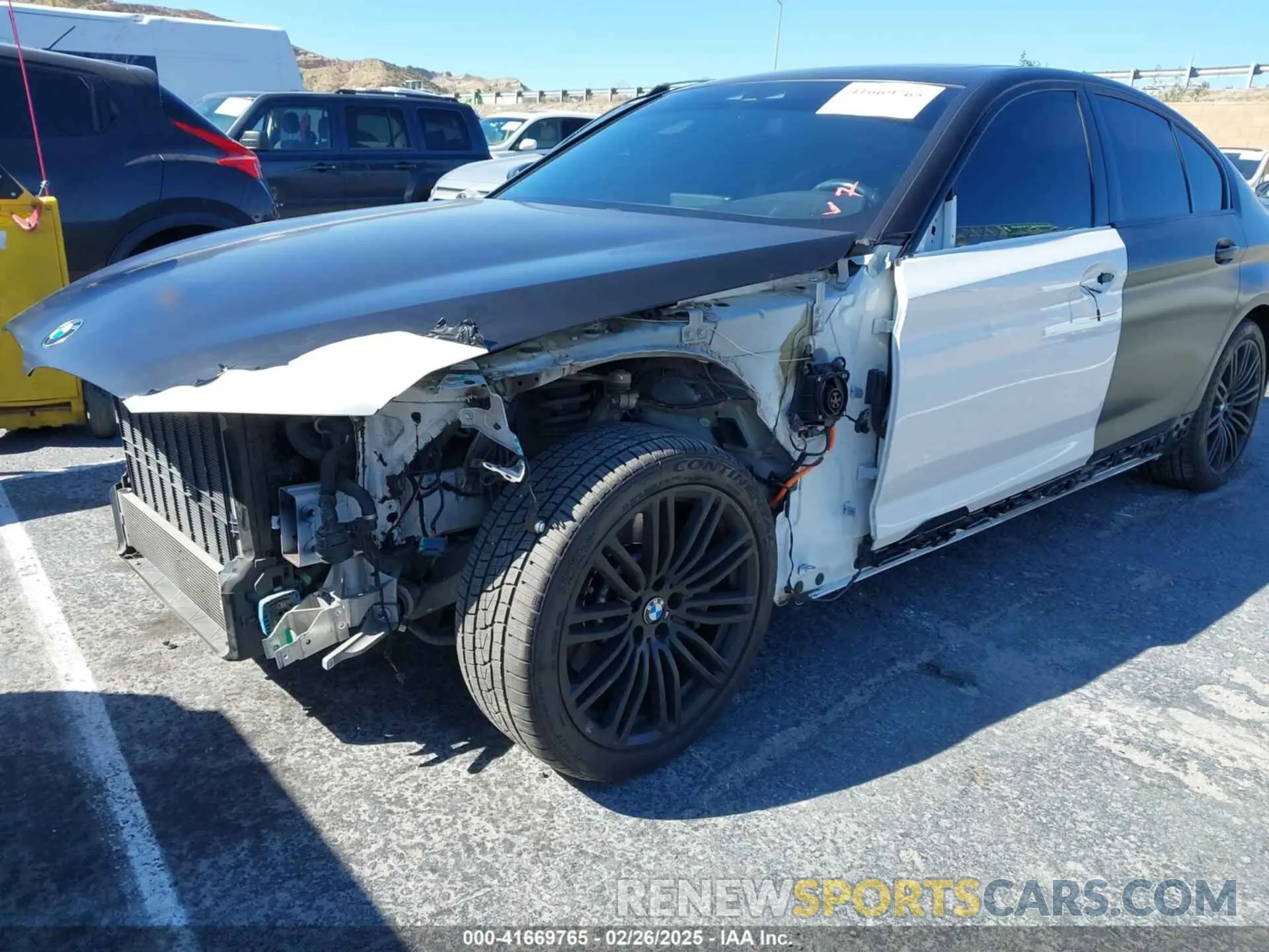 6 Photograph of a damaged car WBAJA9C02LCD31800 BMW 530E 2020