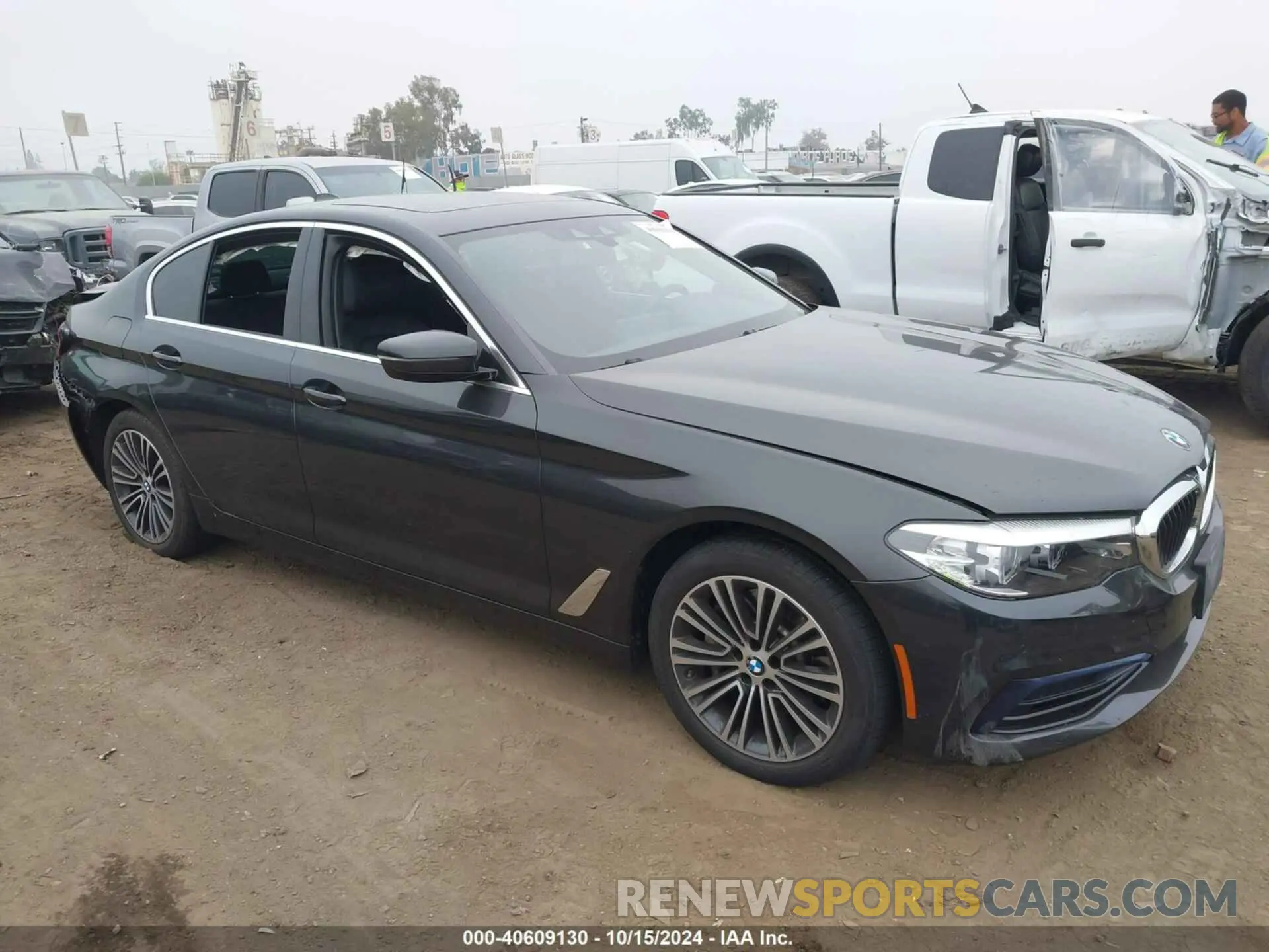 1 Photograph of a damaged car WBAJA9C07LCD52528 BMW 530E 2020