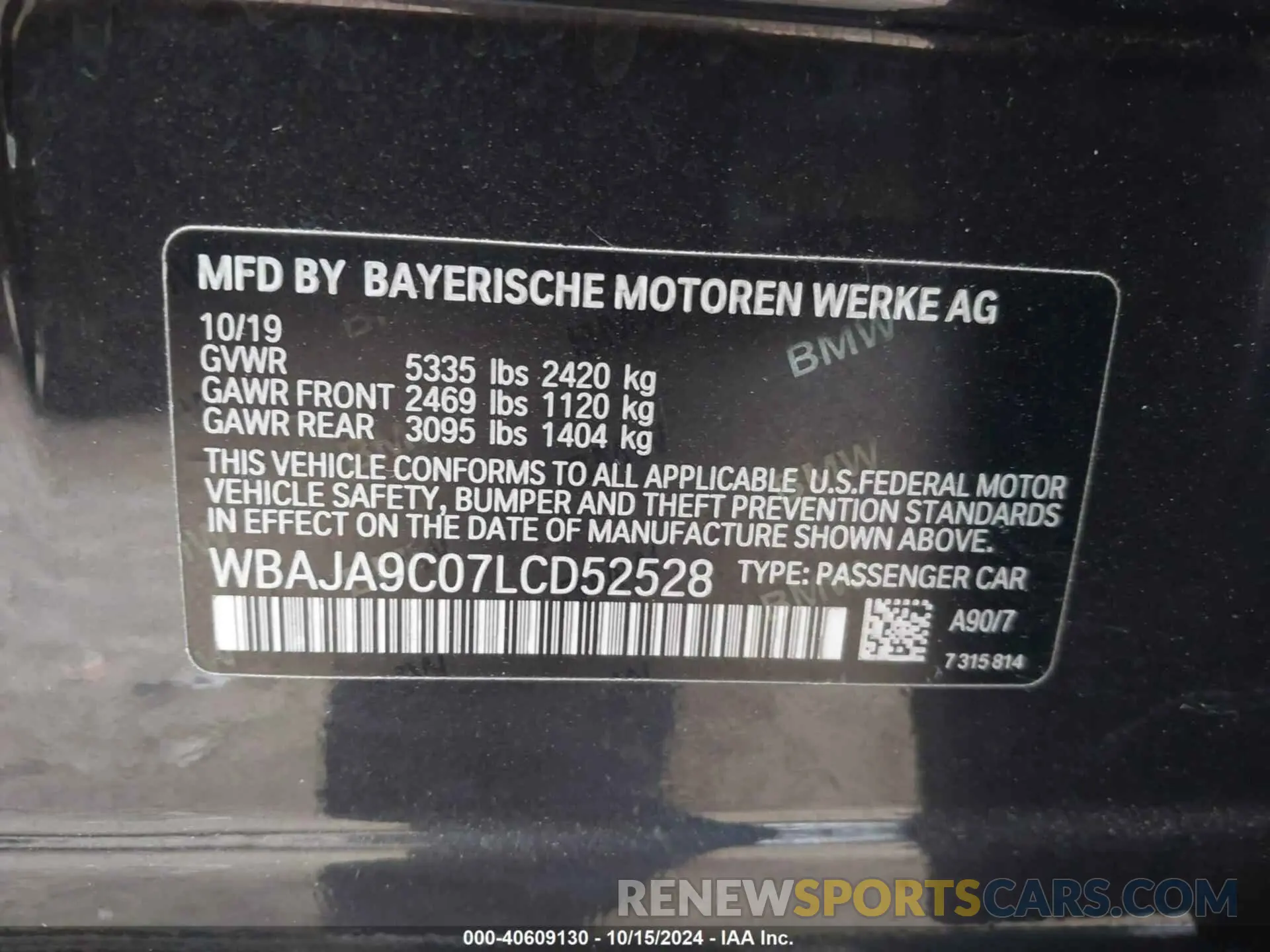9 Photograph of a damaged car WBAJA9C07LCD52528 BMW 530E 2020
