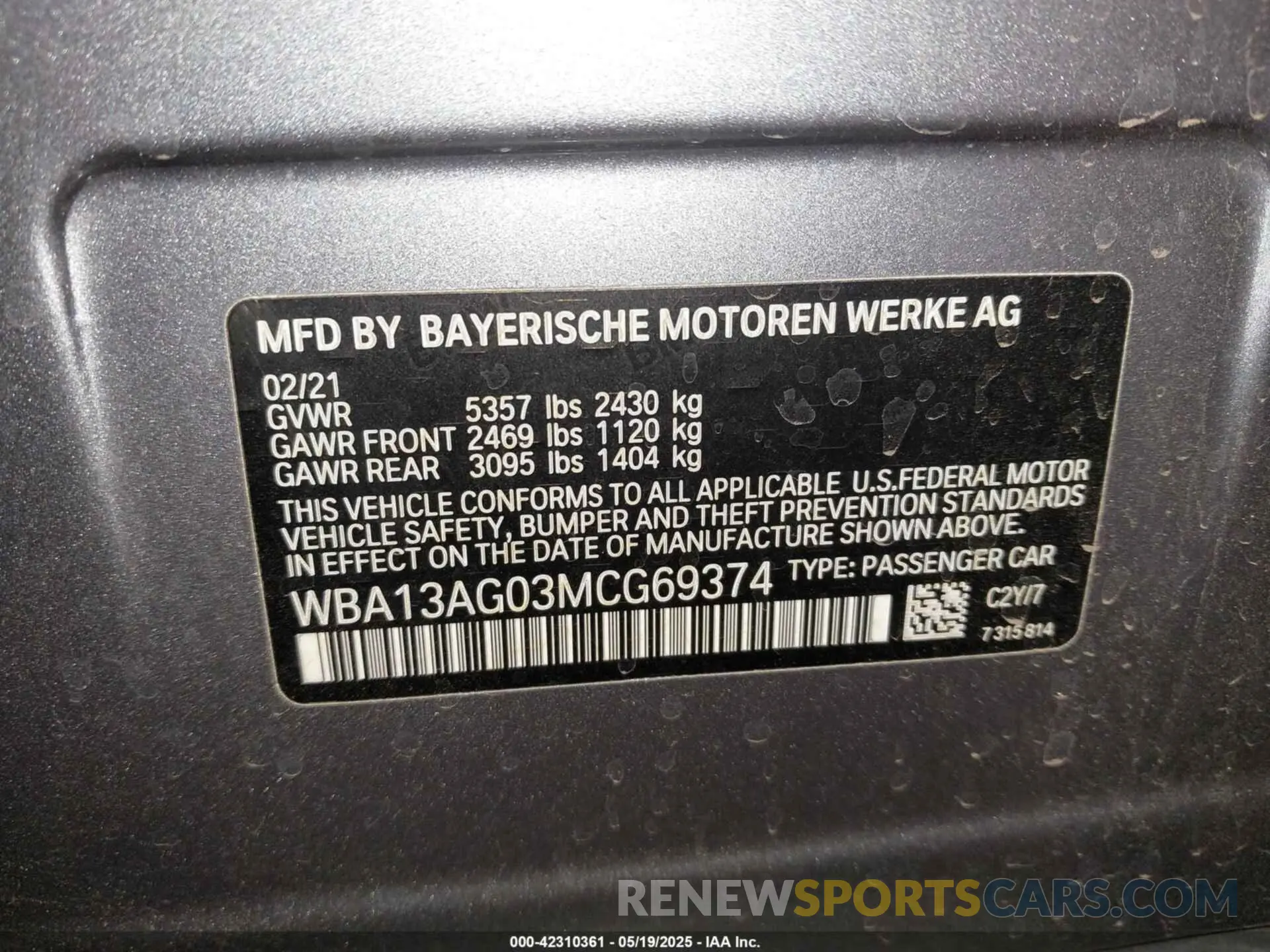 9 Photograph of a damaged car WBA13AG03MCG69374 BMW 530E 2021