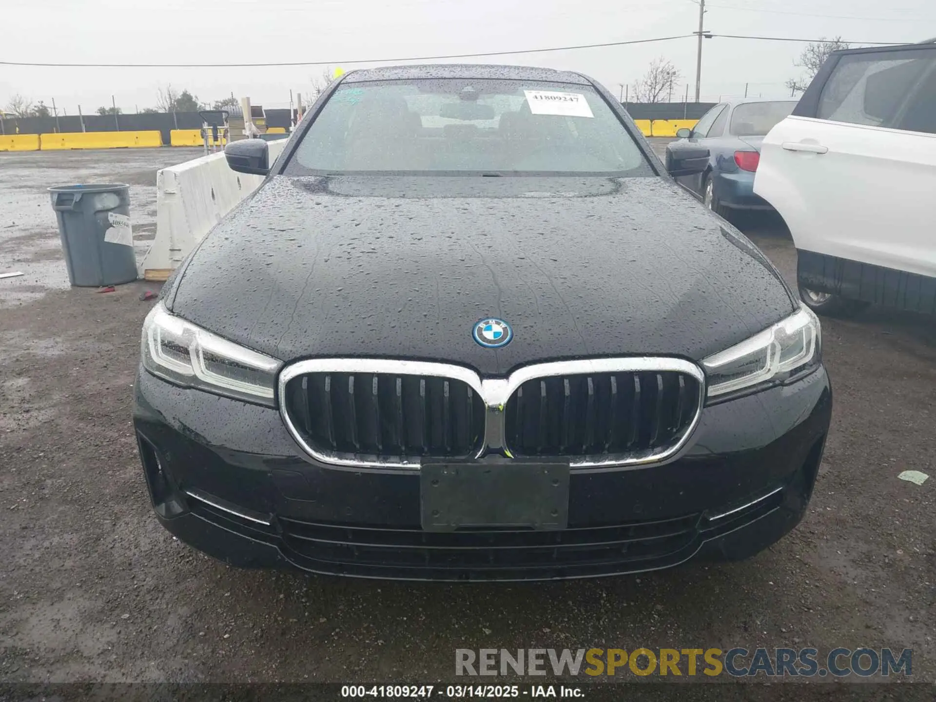 13 Photograph of a damaged car WBA13AG01NCJ72192 BMW 530E 2022