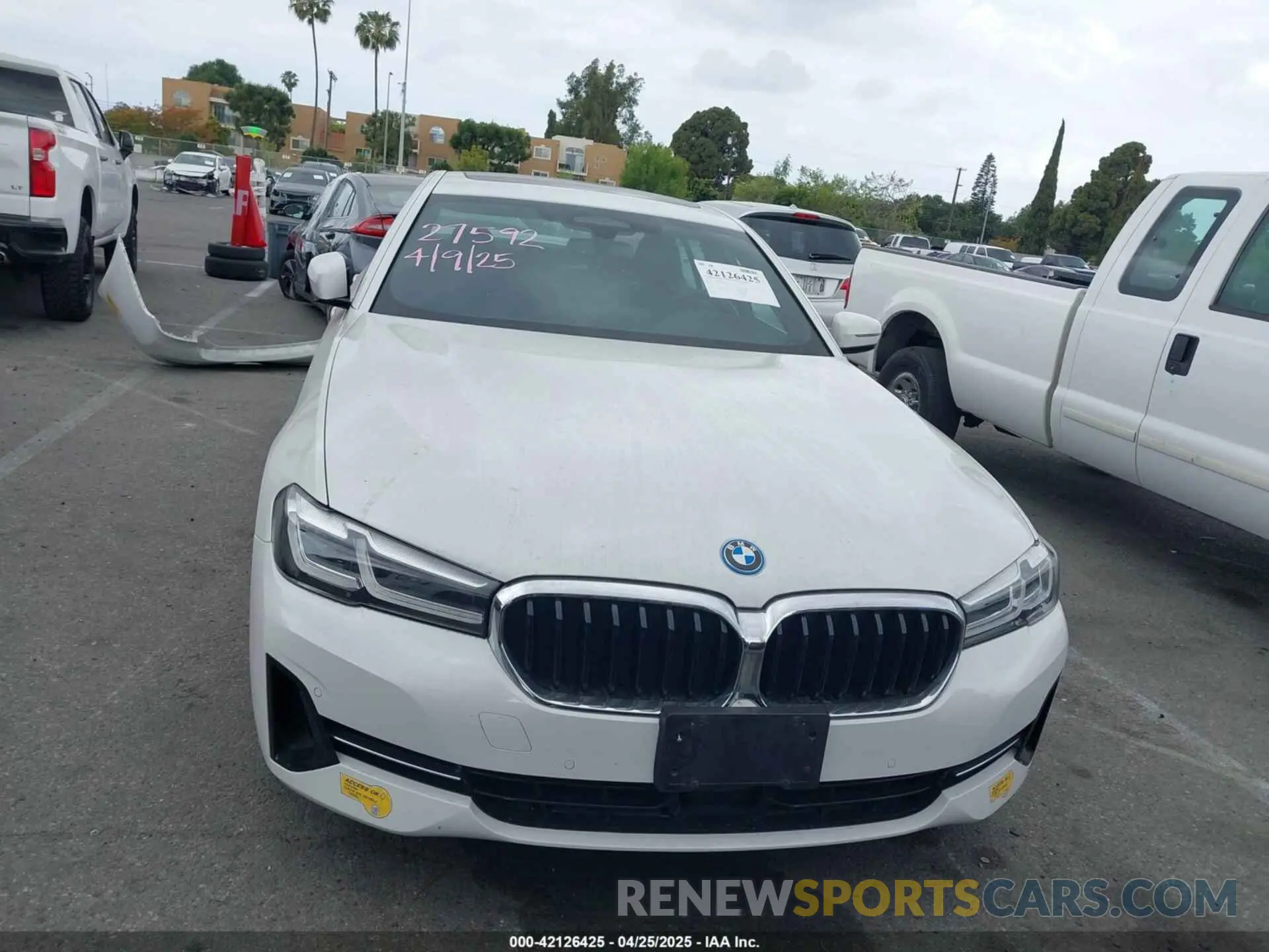 13 Photograph of a damaged car WBA13AG07NCJ53016 BMW 530E 2022