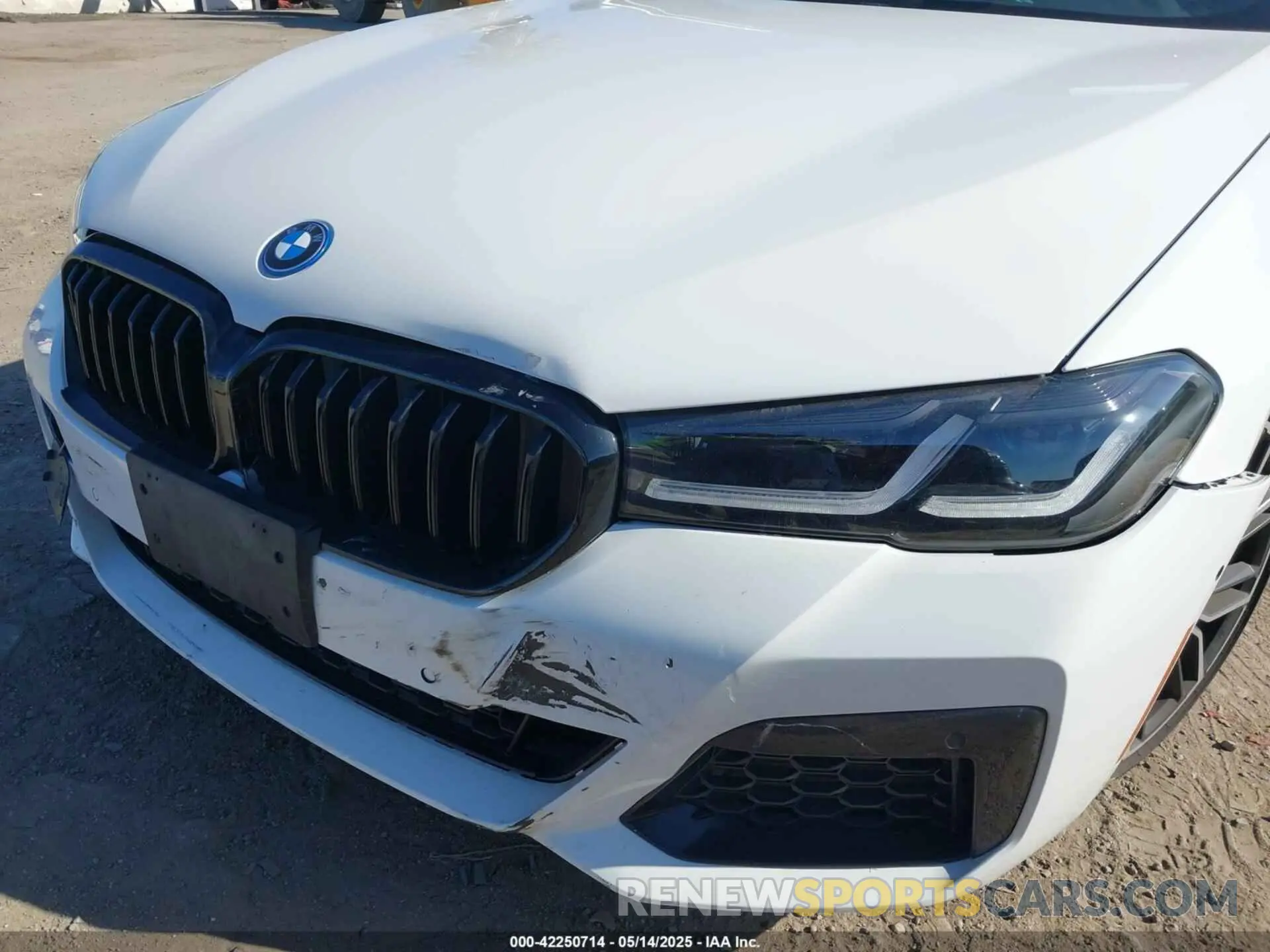 6 Photograph of a damaged car WBA13AG00PCM09841 BMW 530E 2023