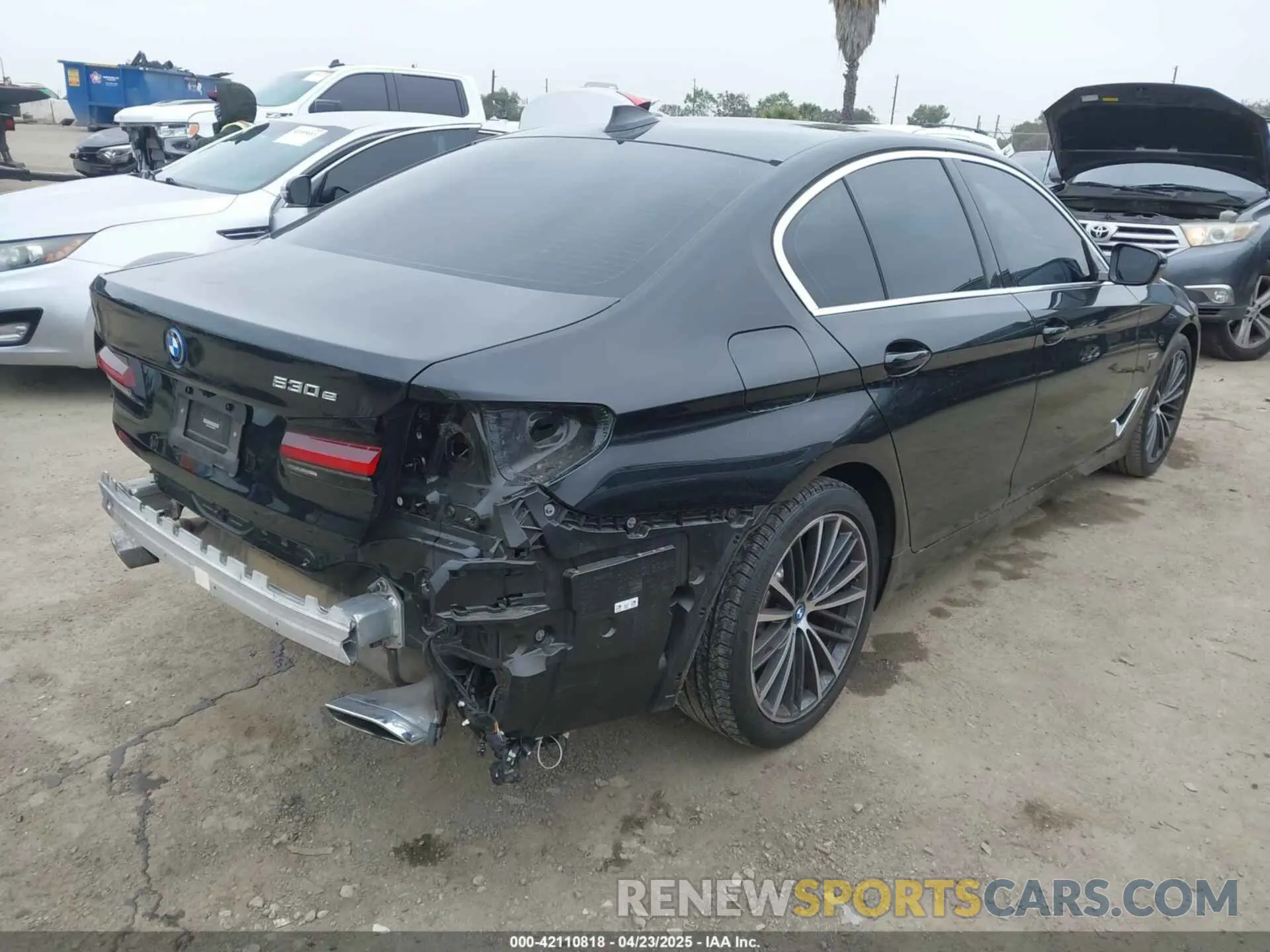 4 Photograph of a damaged car WBA13AG03PCM05556 BMW 530E 2023