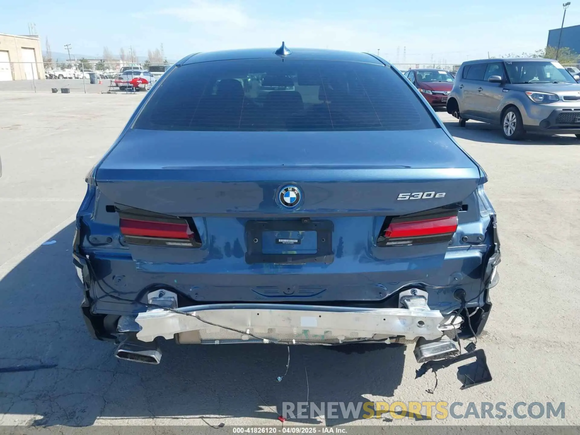 17 Photograph of a damaged car WBA13AG04PCM42051 BMW 530E 2023