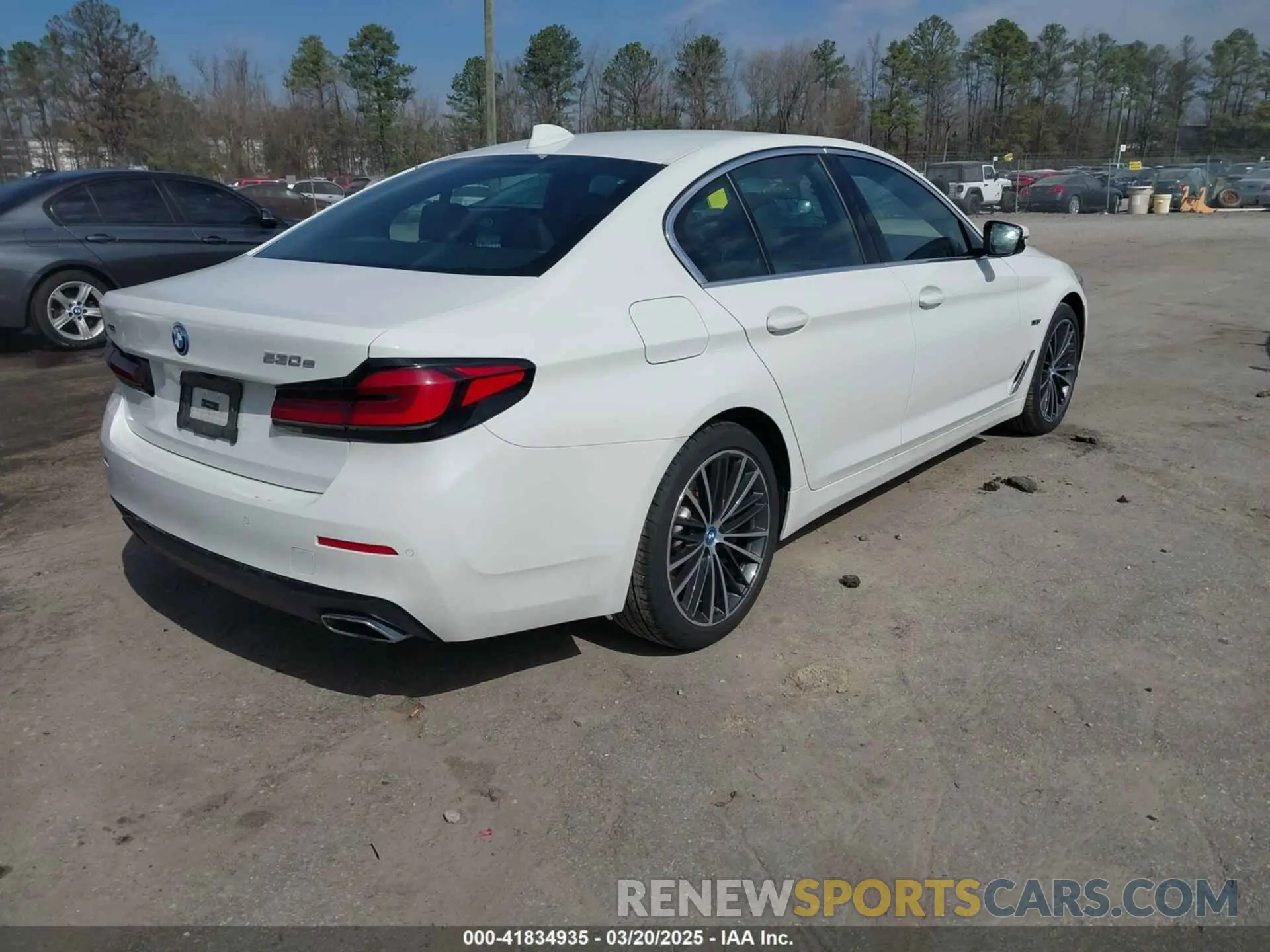 4 Photograph of a damaged car WBA33AG07PCN61771 BMW 530E 2023