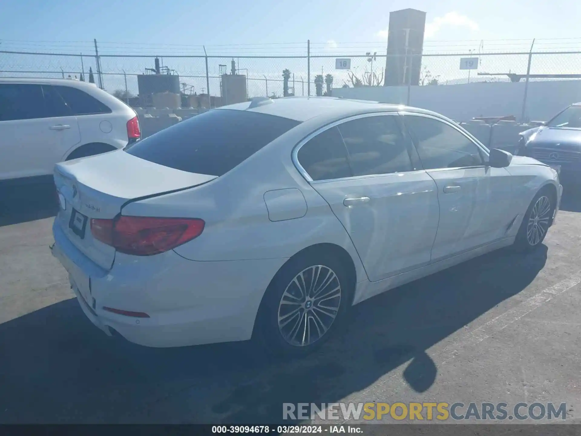 4 Photograph of a damaged car WBAJA5C51KBX86370 BMW 530I 2019