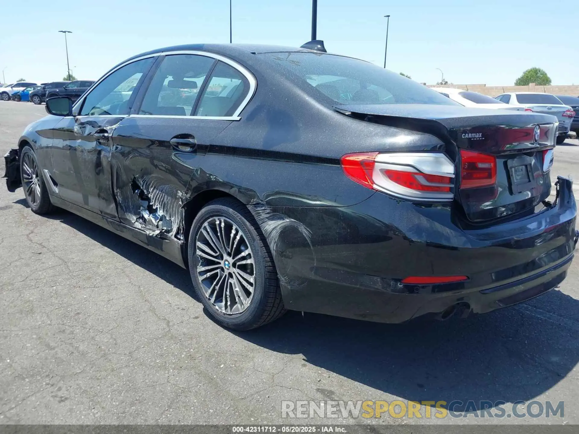 3 Photograph of a damaged car WBAJA5C51KWW02280 BMW 530I 2019