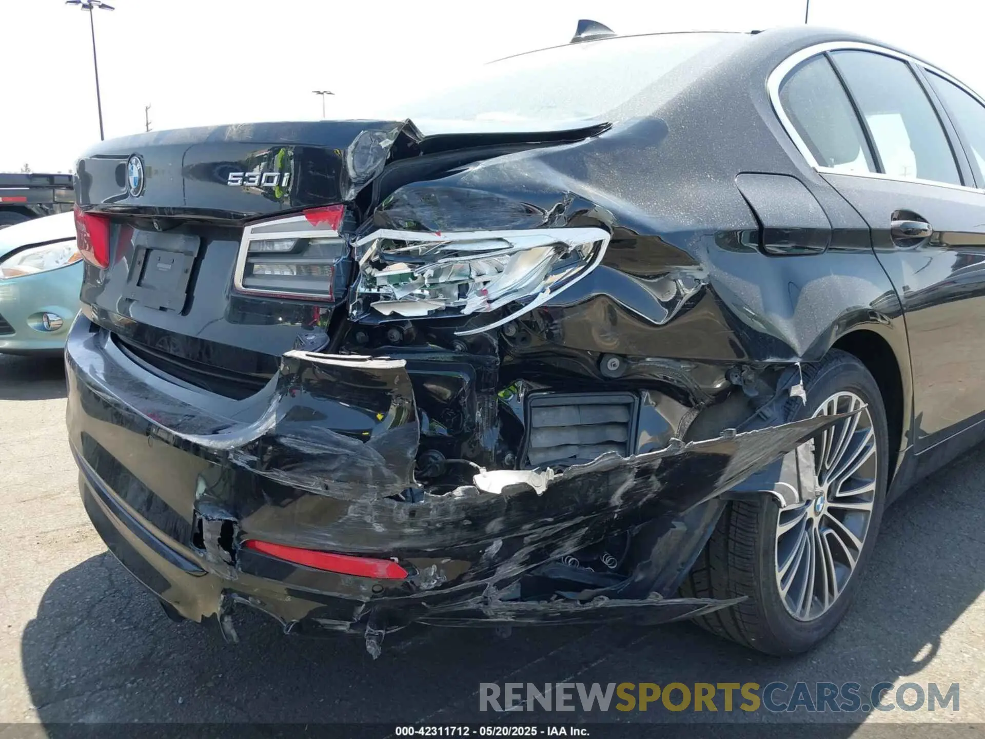 6 Photograph of a damaged car WBAJA5C51KWW02280 BMW 530I 2019
