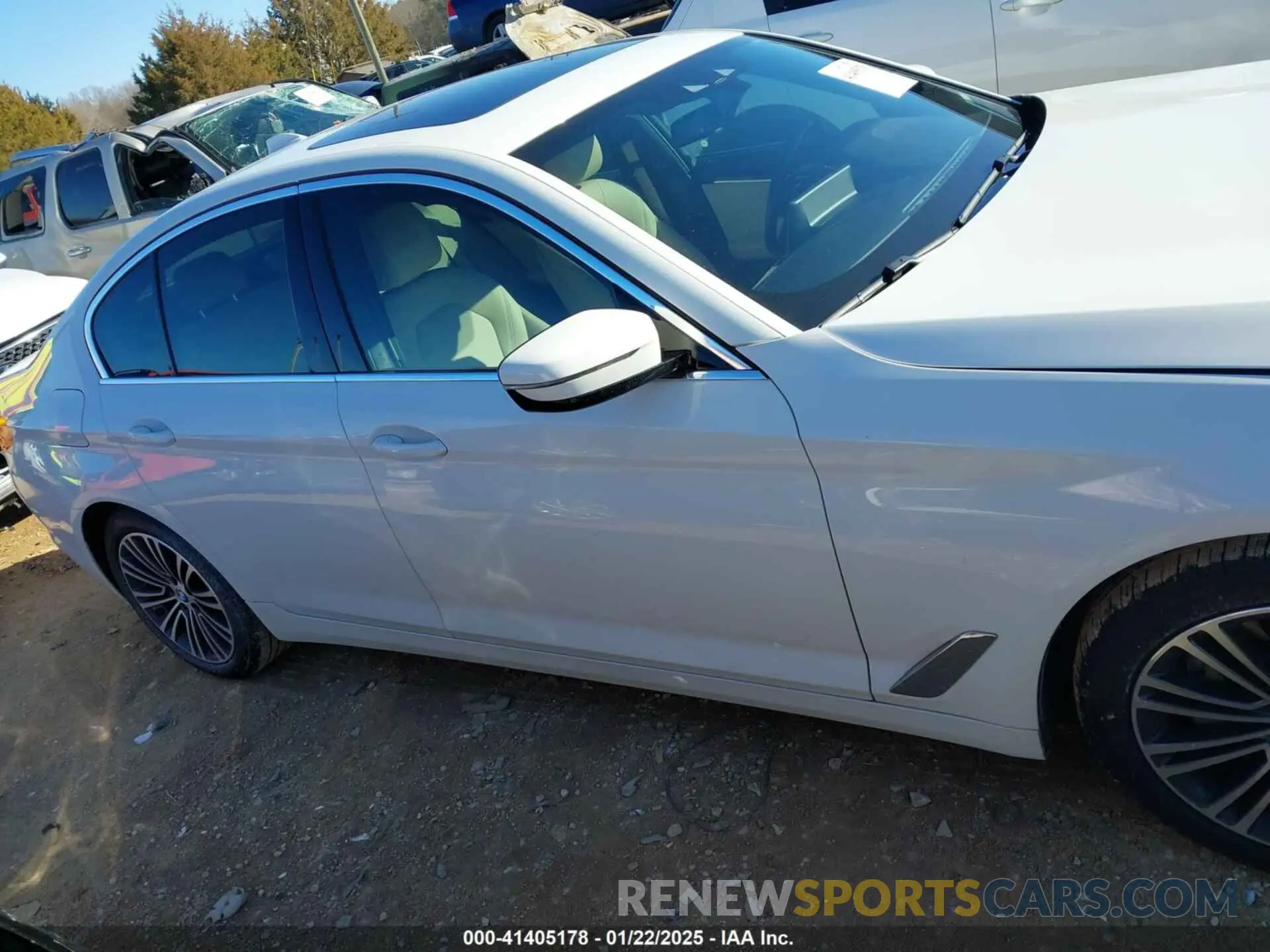 13 Photograph of a damaged car WBAJA5C51KWW09200 BMW 530I 2019