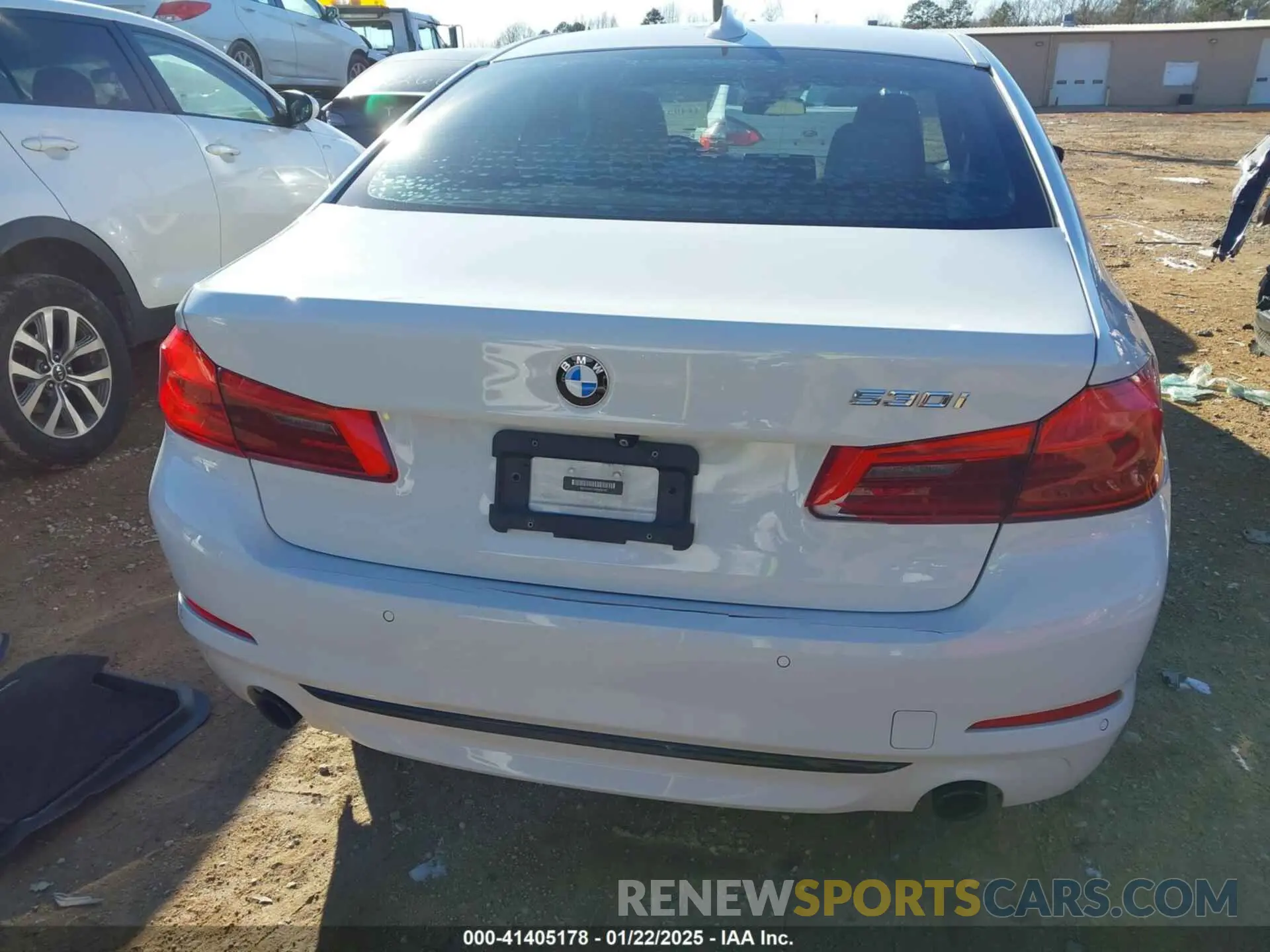 16 Photograph of a damaged car WBAJA5C51KWW09200 BMW 530I 2019