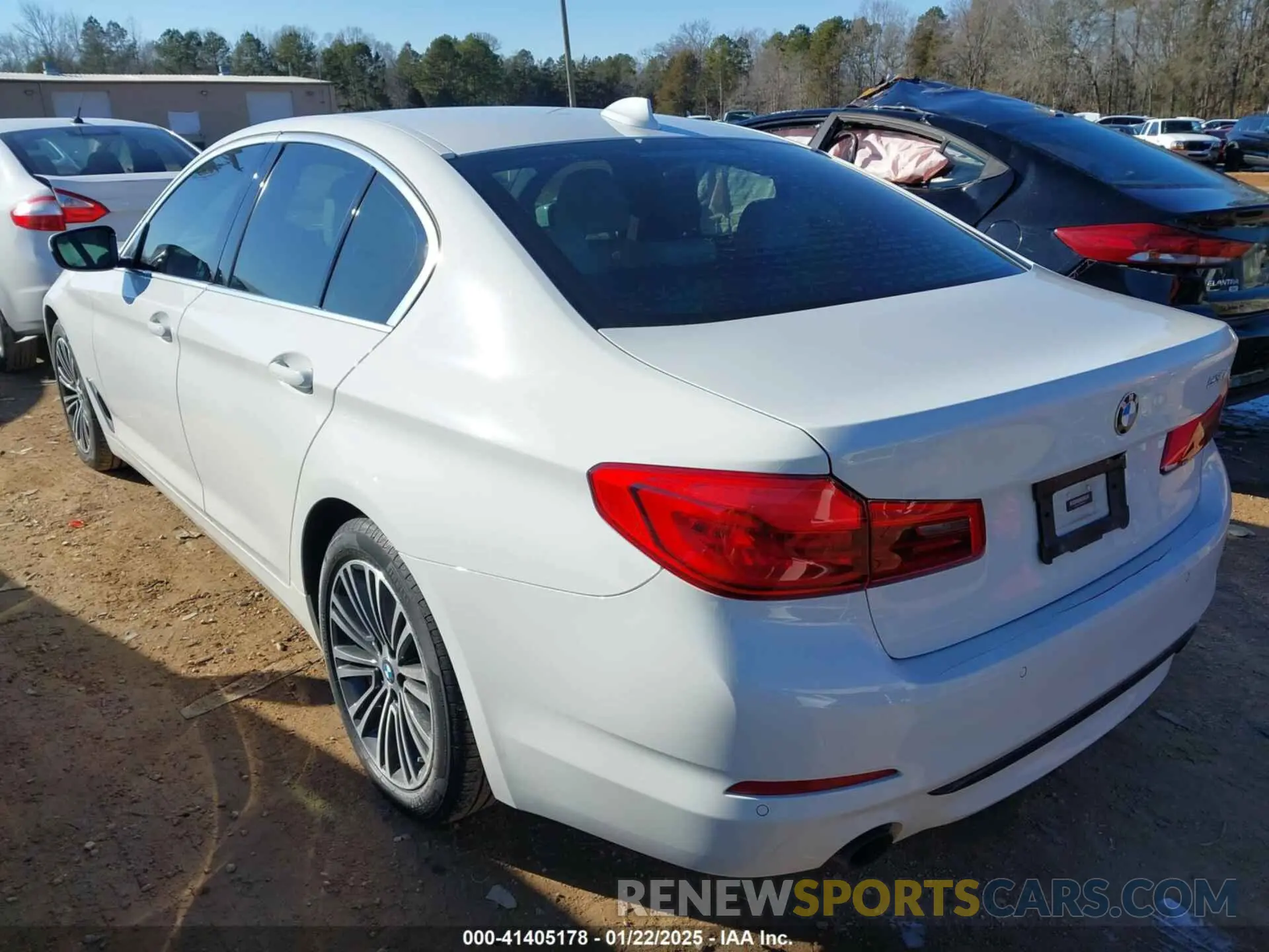 3 Photograph of a damaged car WBAJA5C51KWW09200 BMW 530I 2019