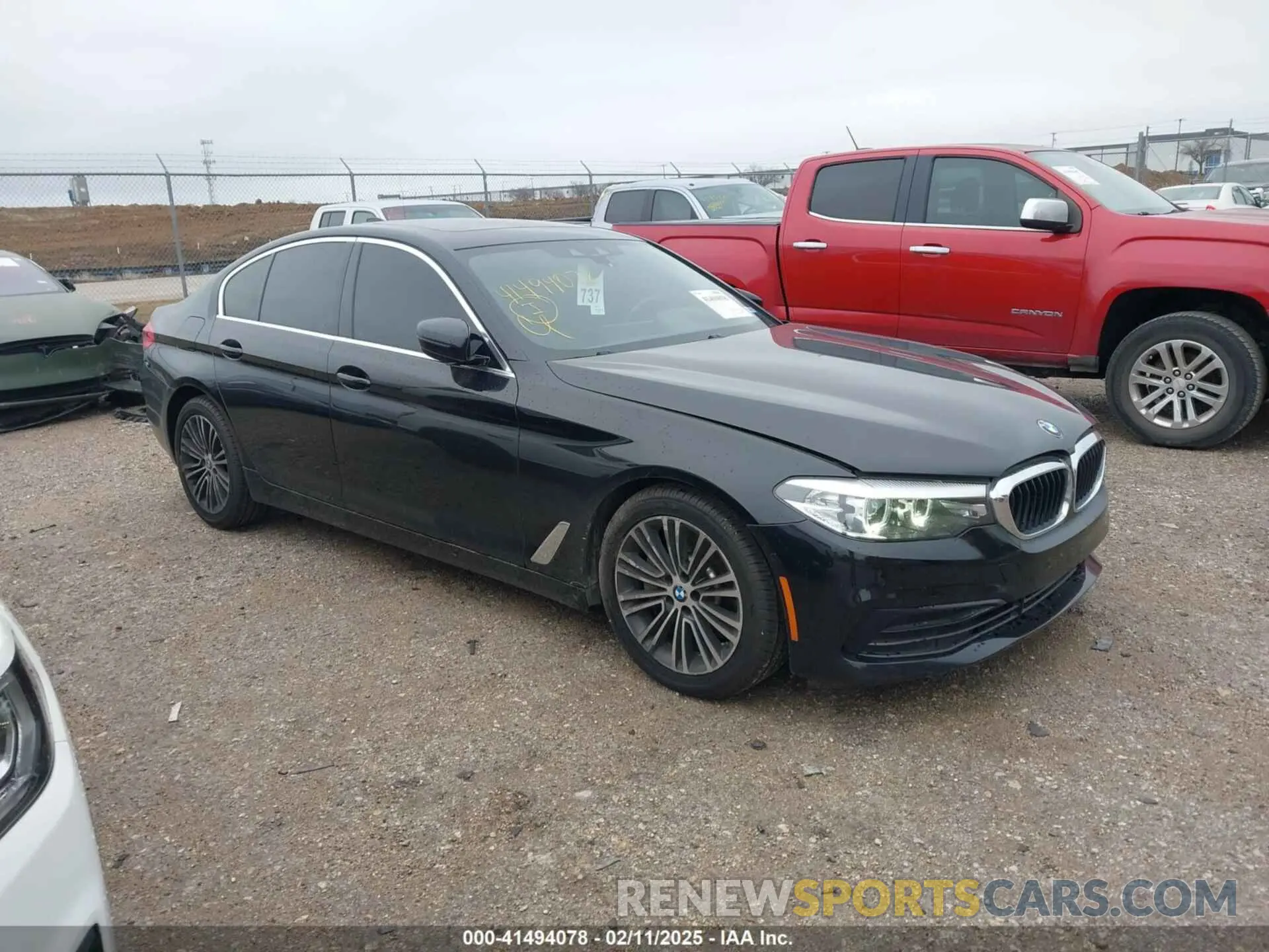 1 Photograph of a damaged car WBAJA5C52KWW06869 BMW 530I 2019