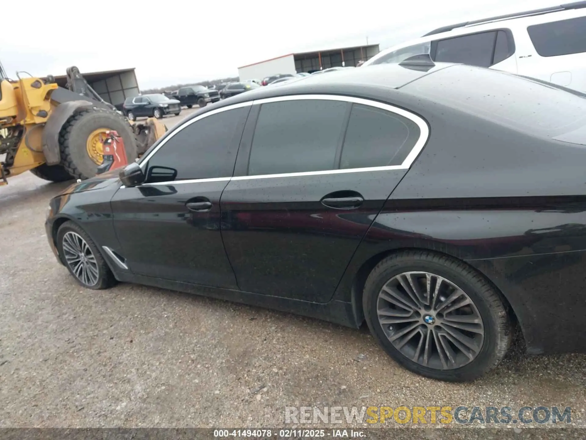 14 Photograph of a damaged car WBAJA5C52KWW06869 BMW 530I 2019