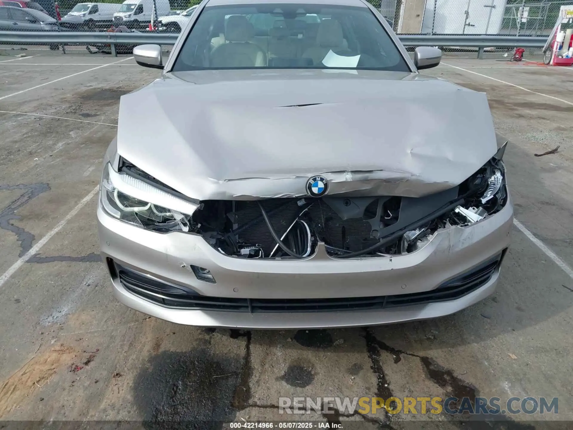 6 Photograph of a damaged car WBAJA5C56KWA58071 BMW 530I 2019