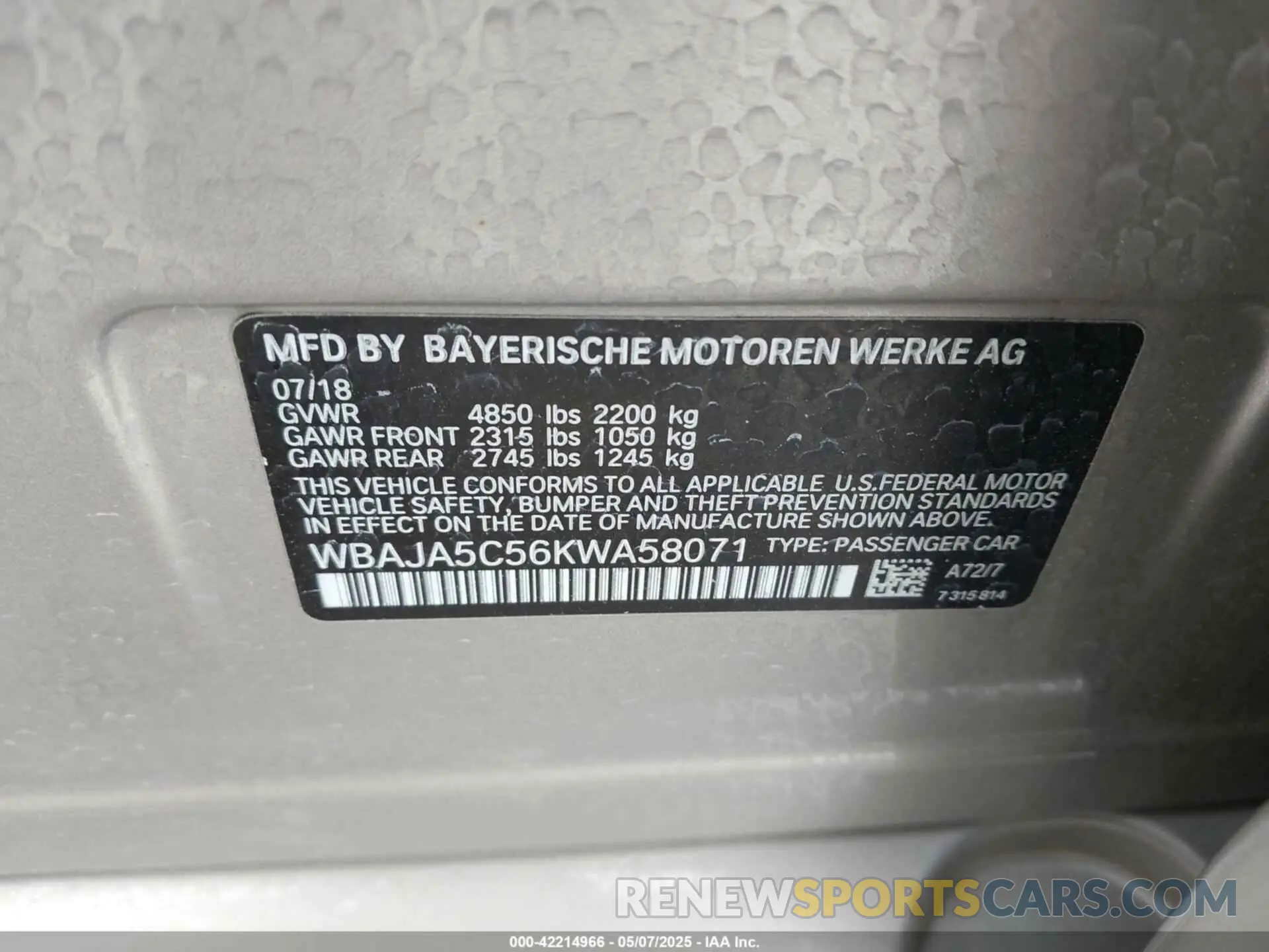 9 Photograph of a damaged car WBAJA5C56KWA58071 BMW 530I 2019