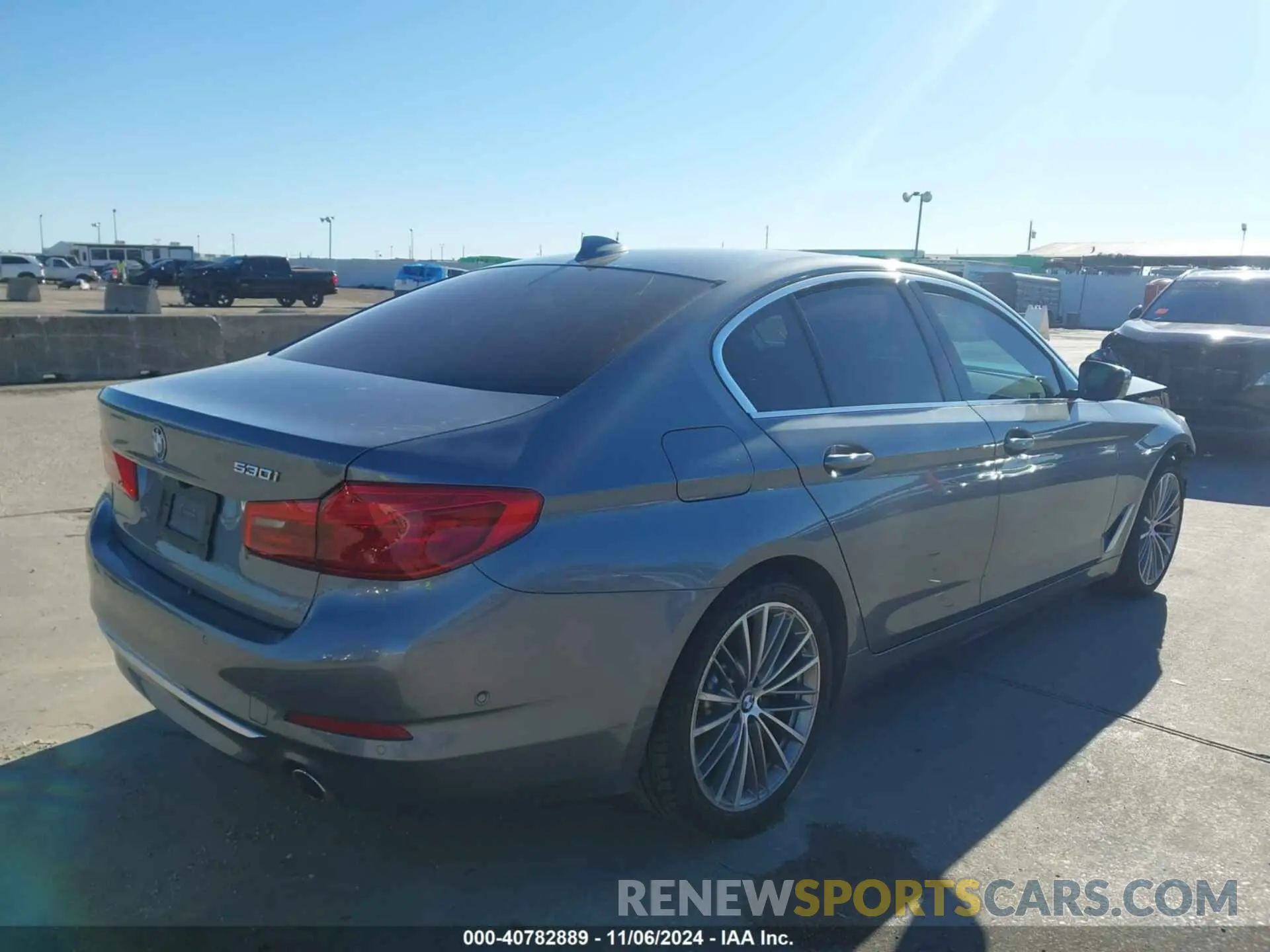 4 Photograph of a damaged car WBAJA5C58KWA57746 BMW 530I 2019
