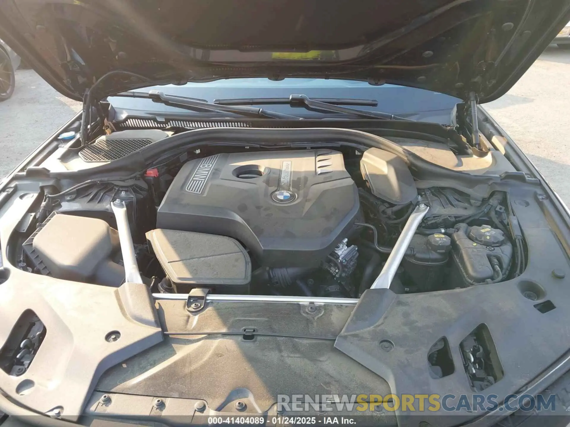 10 Photograph of a damaged car WBAJA5C58KWW46941 BMW 530I 2019