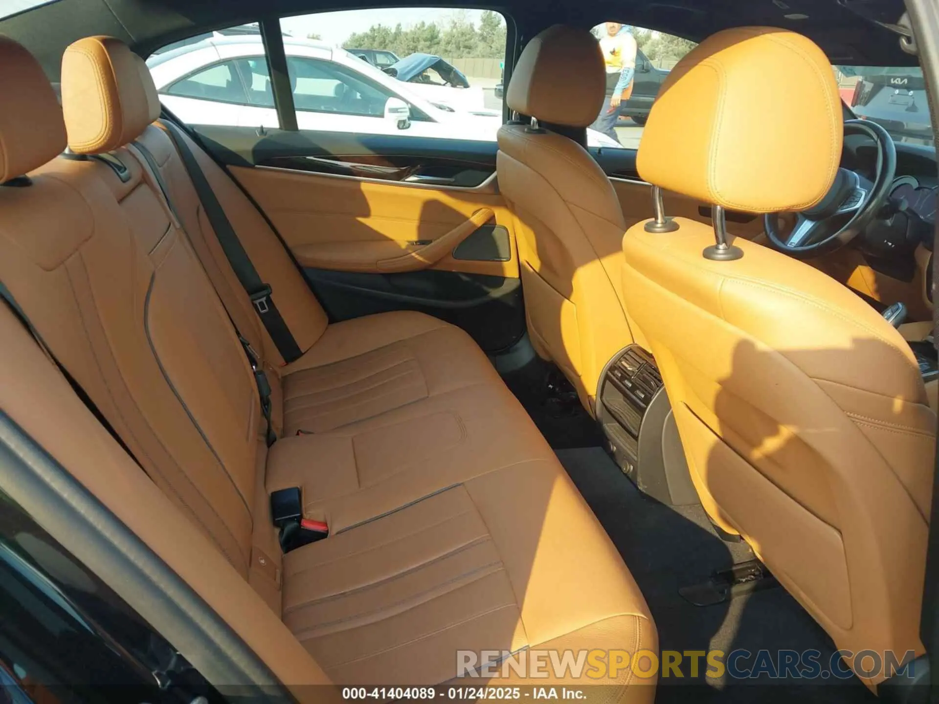 8 Photograph of a damaged car WBAJA5C58KWW46941 BMW 530I 2019