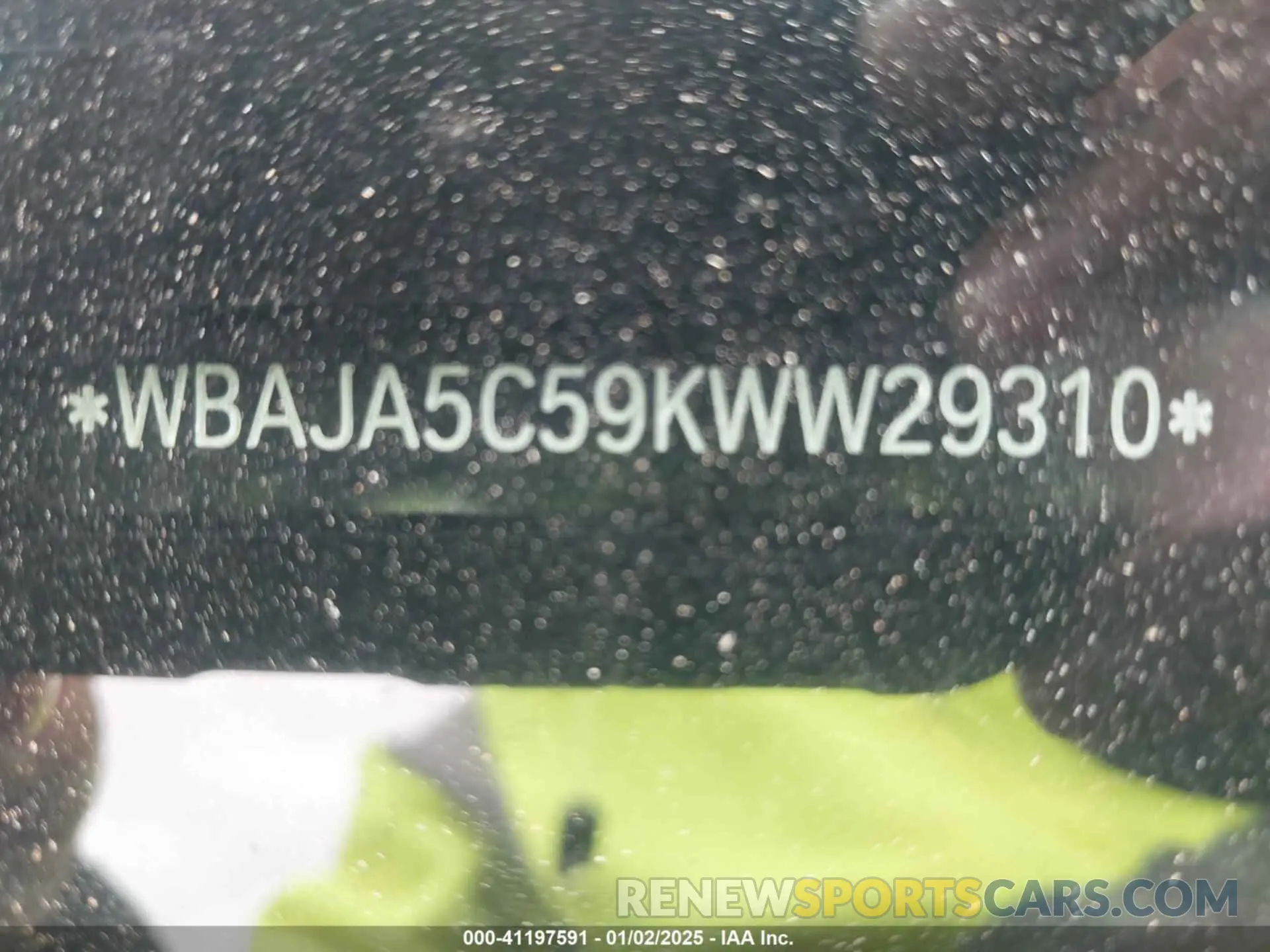 18 Photograph of a damaged car WBAJA5C59KWW29310 BMW 530I 2019