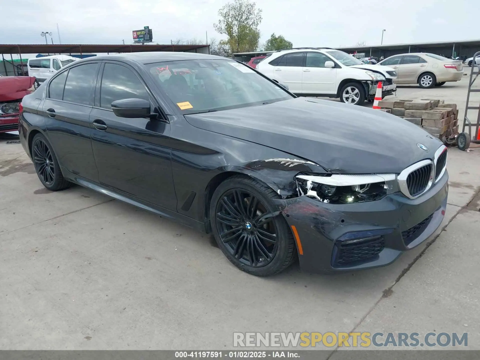 6 Photograph of a damaged car WBAJA5C59KWW29310 BMW 530I 2019
