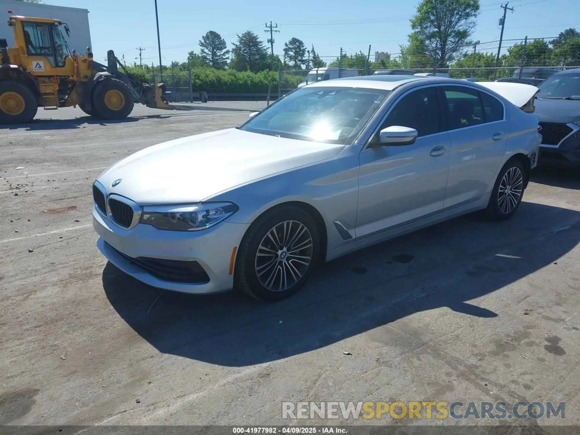 2 Photograph of a damaged car WBAJA5C5XKWW07106 BMW 530I 2019
