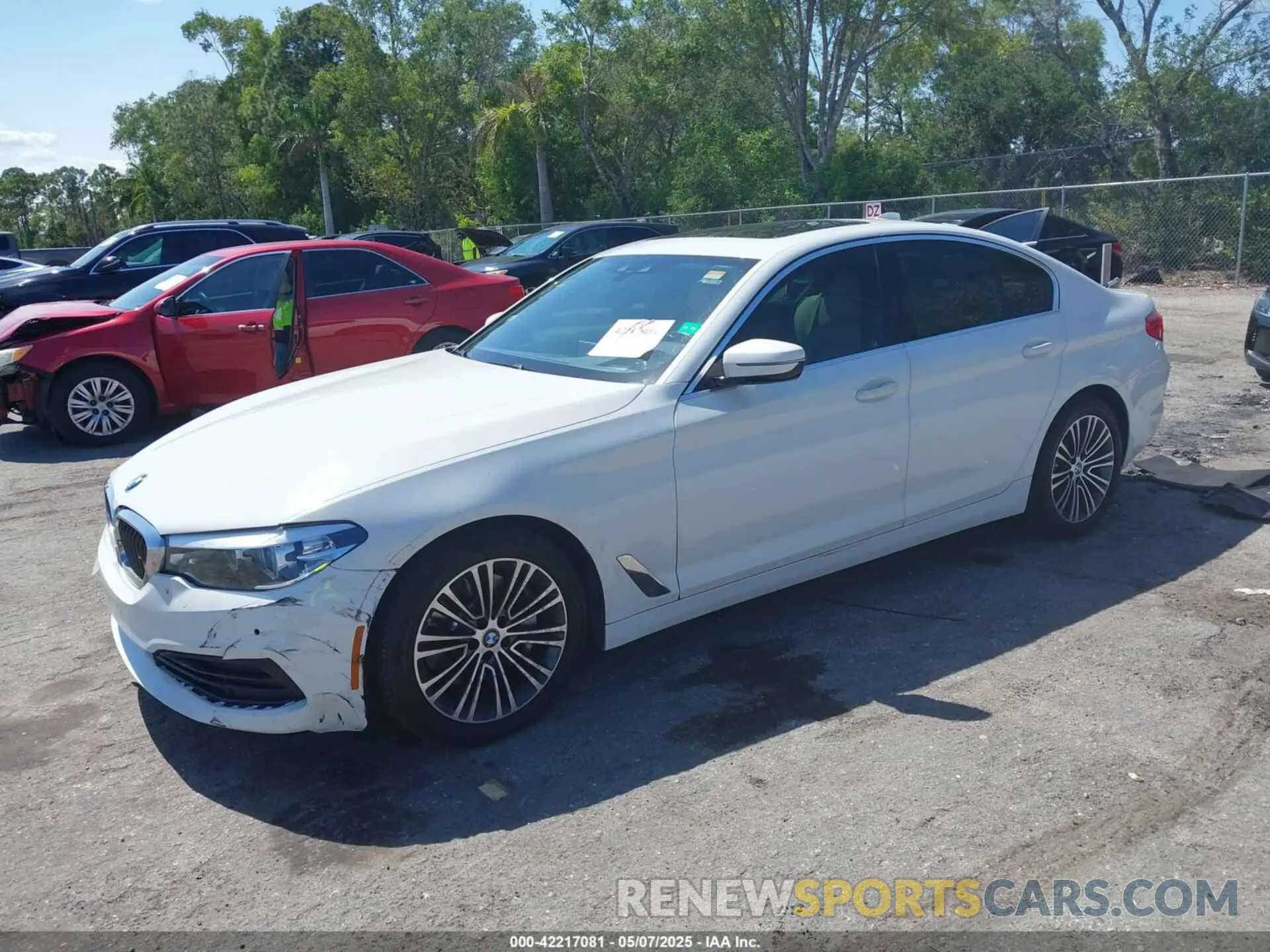 2 Photograph of a damaged car WBAJA5C5XKWW33575 BMW 530I 2019