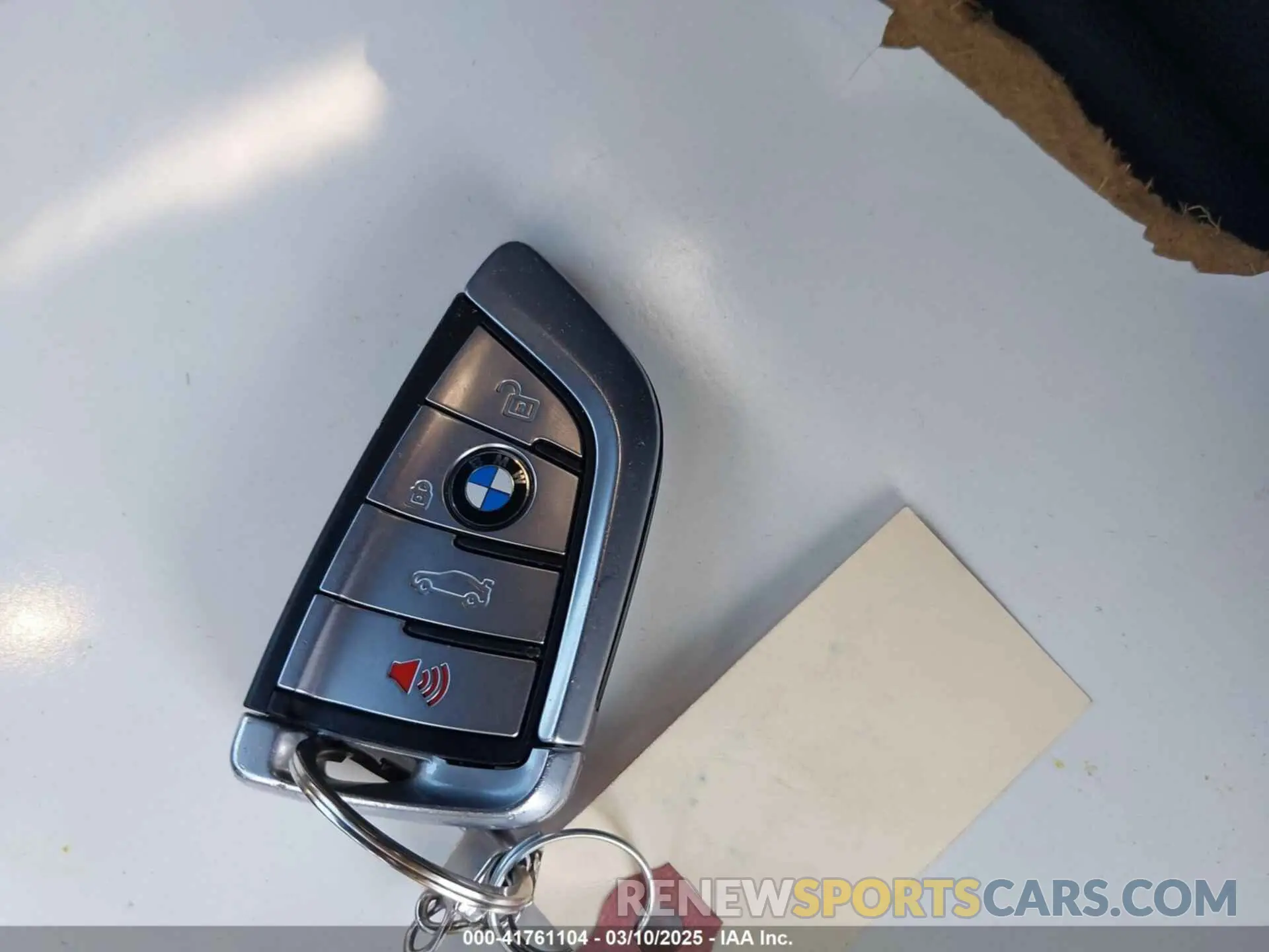 11 Photograph of a damaged car WBAJA7C50KG910787 BMW 530I 2019