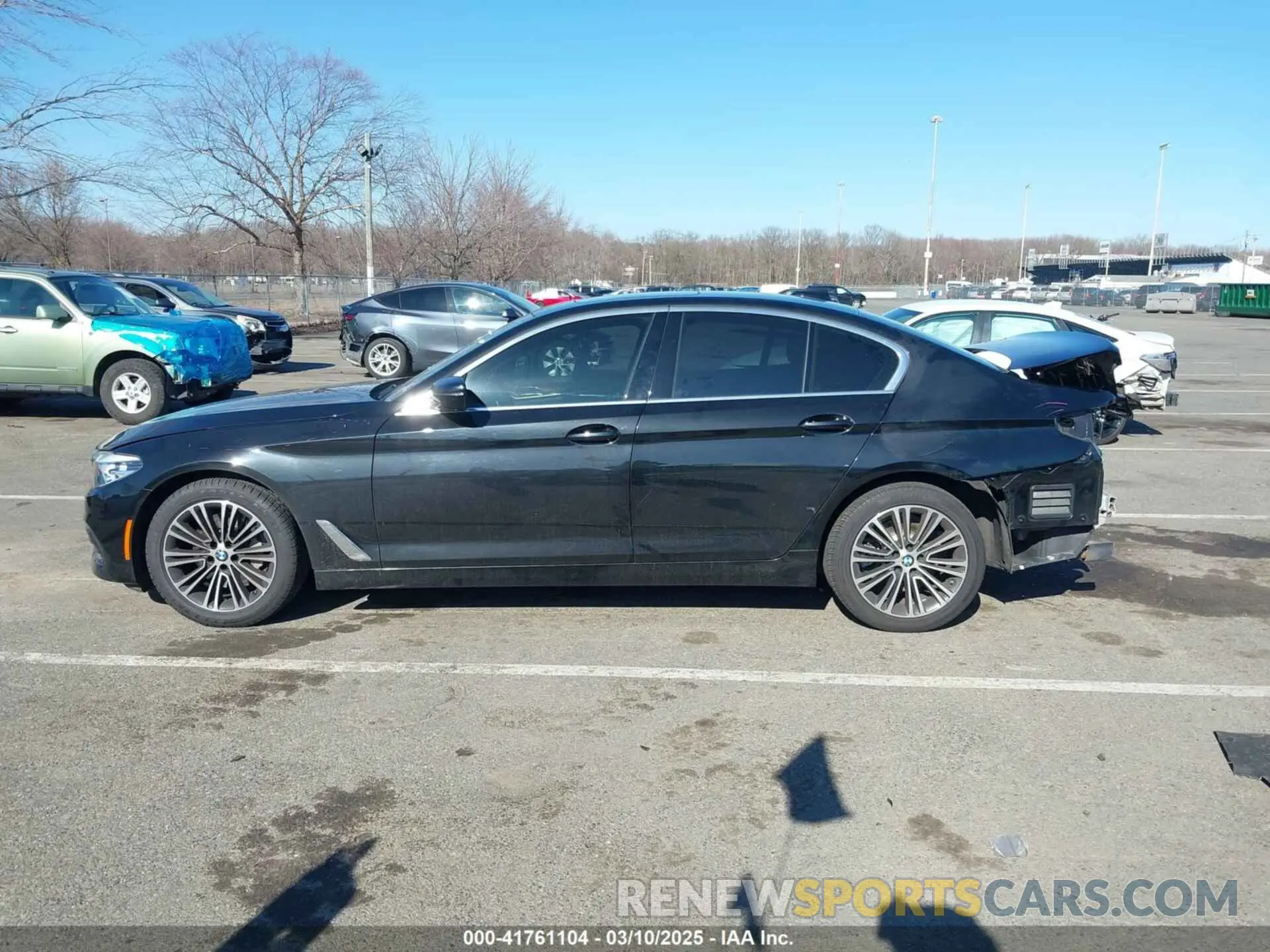 14 Photograph of a damaged car WBAJA7C50KG910787 BMW 530I 2019